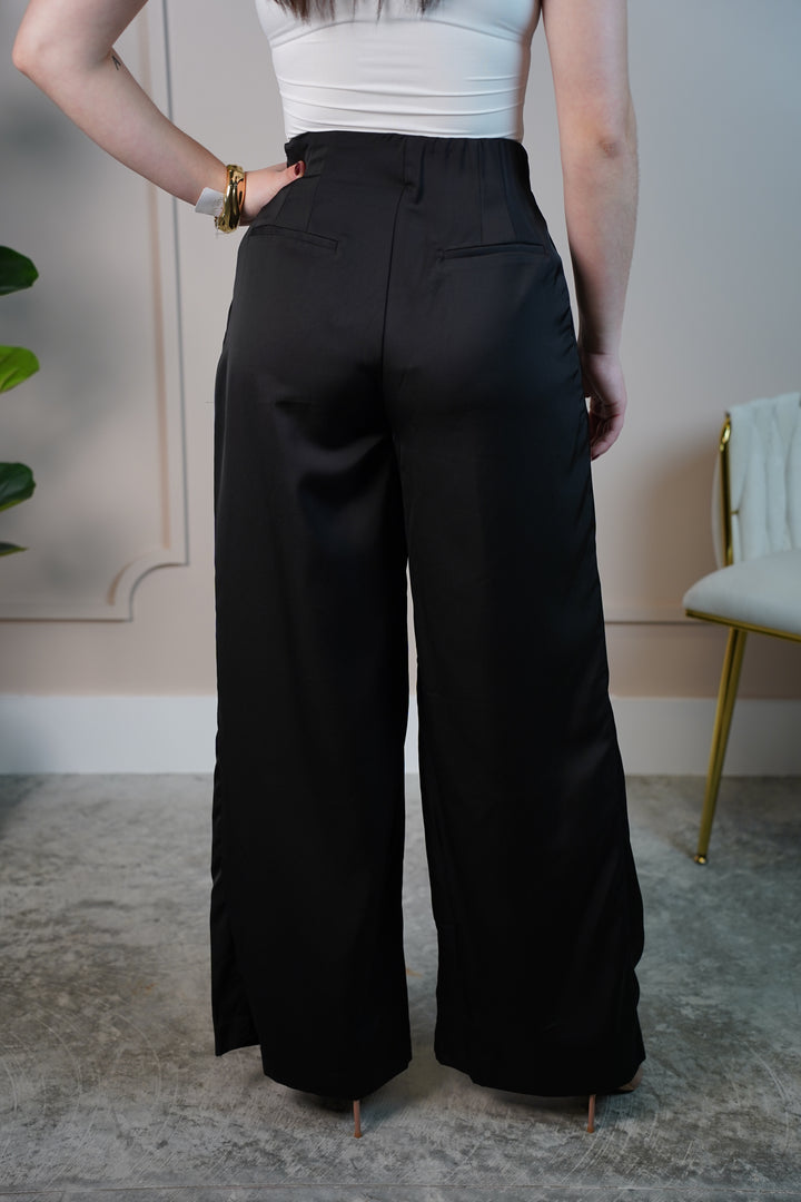 Shofie High-Waisted Wide-Leg Trousers – Statement Style with Tailored Elegance - Carema Boutique