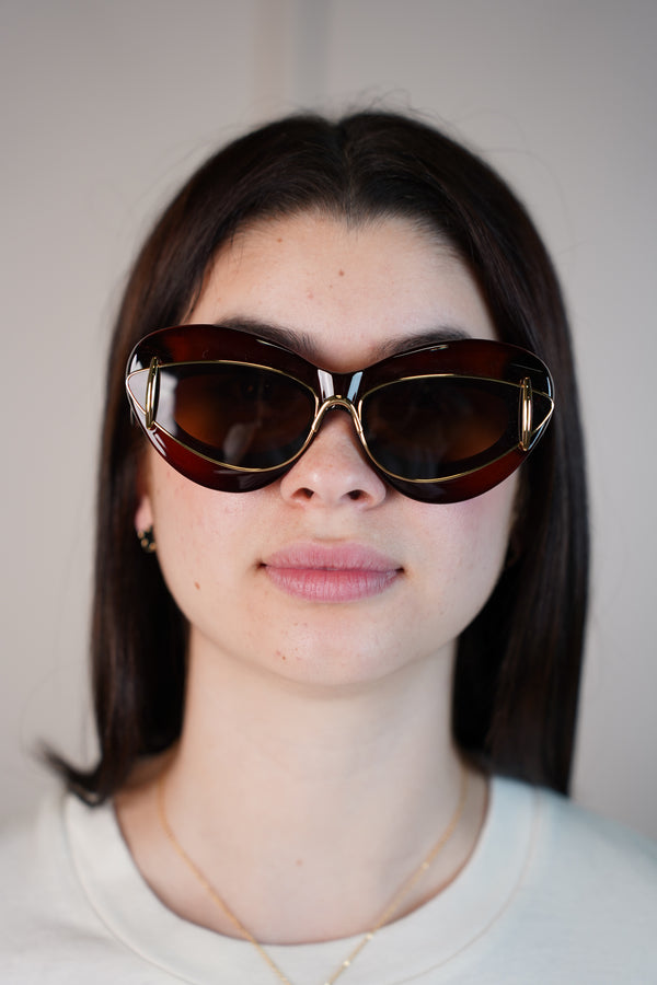 Retro Cat-Eye Sunglasses – Bold Frames with Gold Accents - Carema Boutique