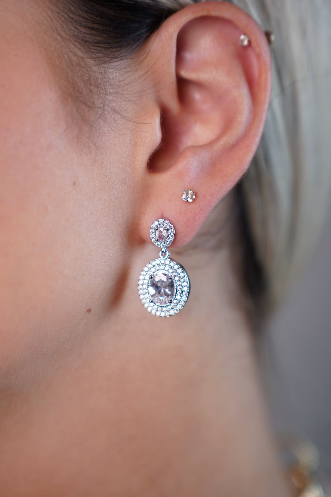 Hazel Crystal Drop Glam Earrings – Elegant Sparkle for Every Occasion - Carema Boutique