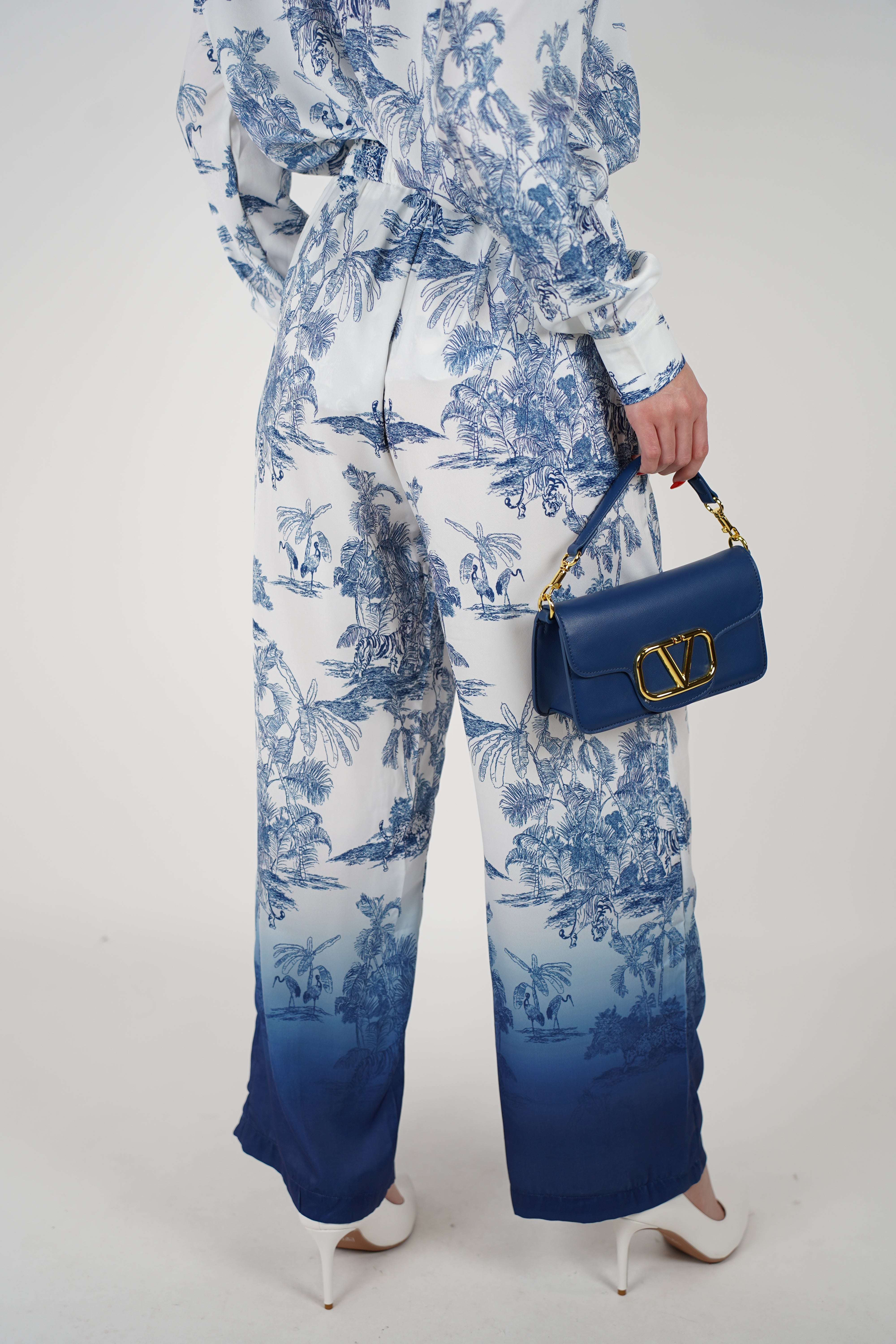 Vanyra Stamped Pants Set – Elegant Toile-Inspired Two-Piece
