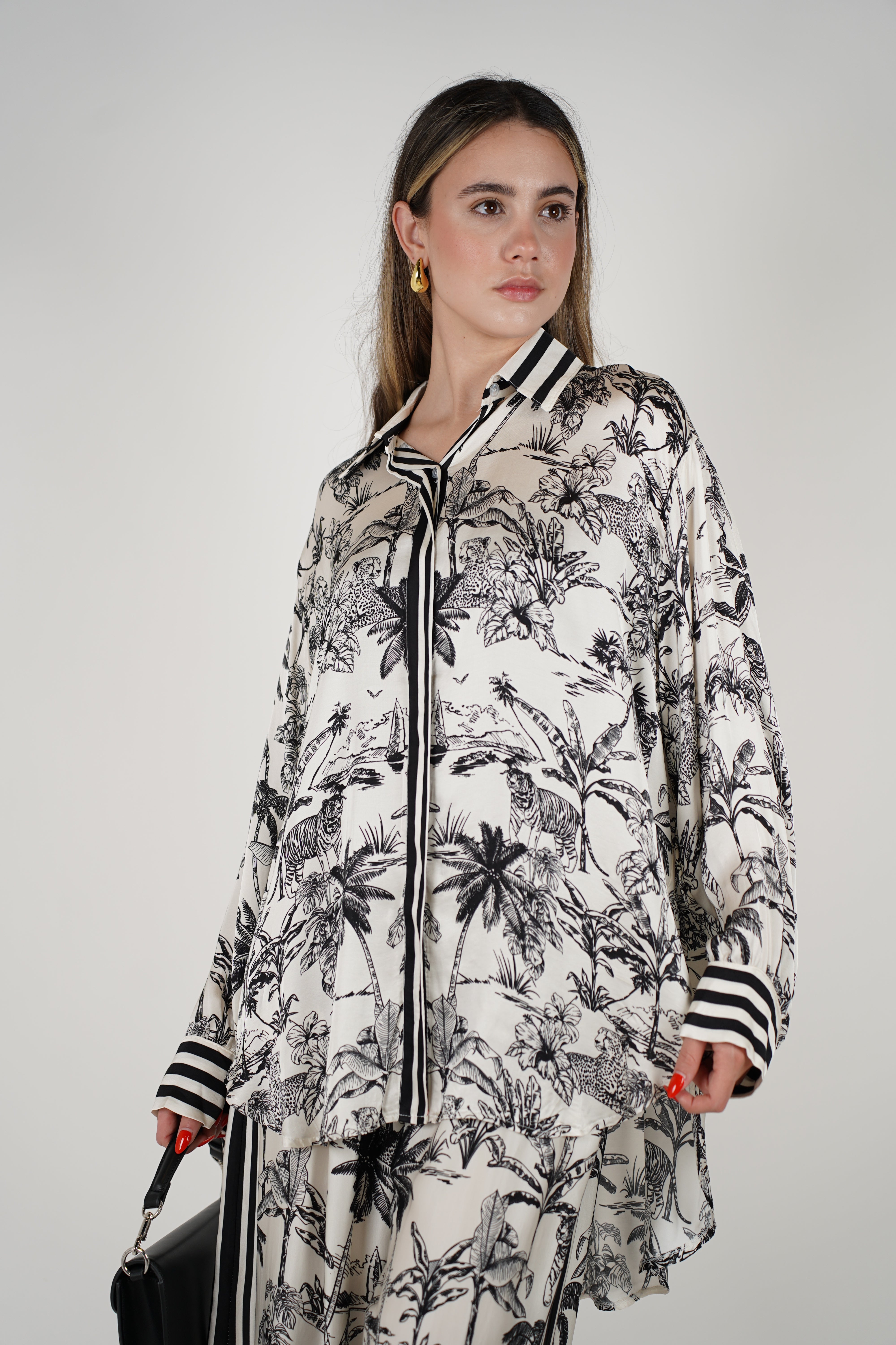 Daily Silk Pants Set – Monochrome Jungle Print Lounge Look