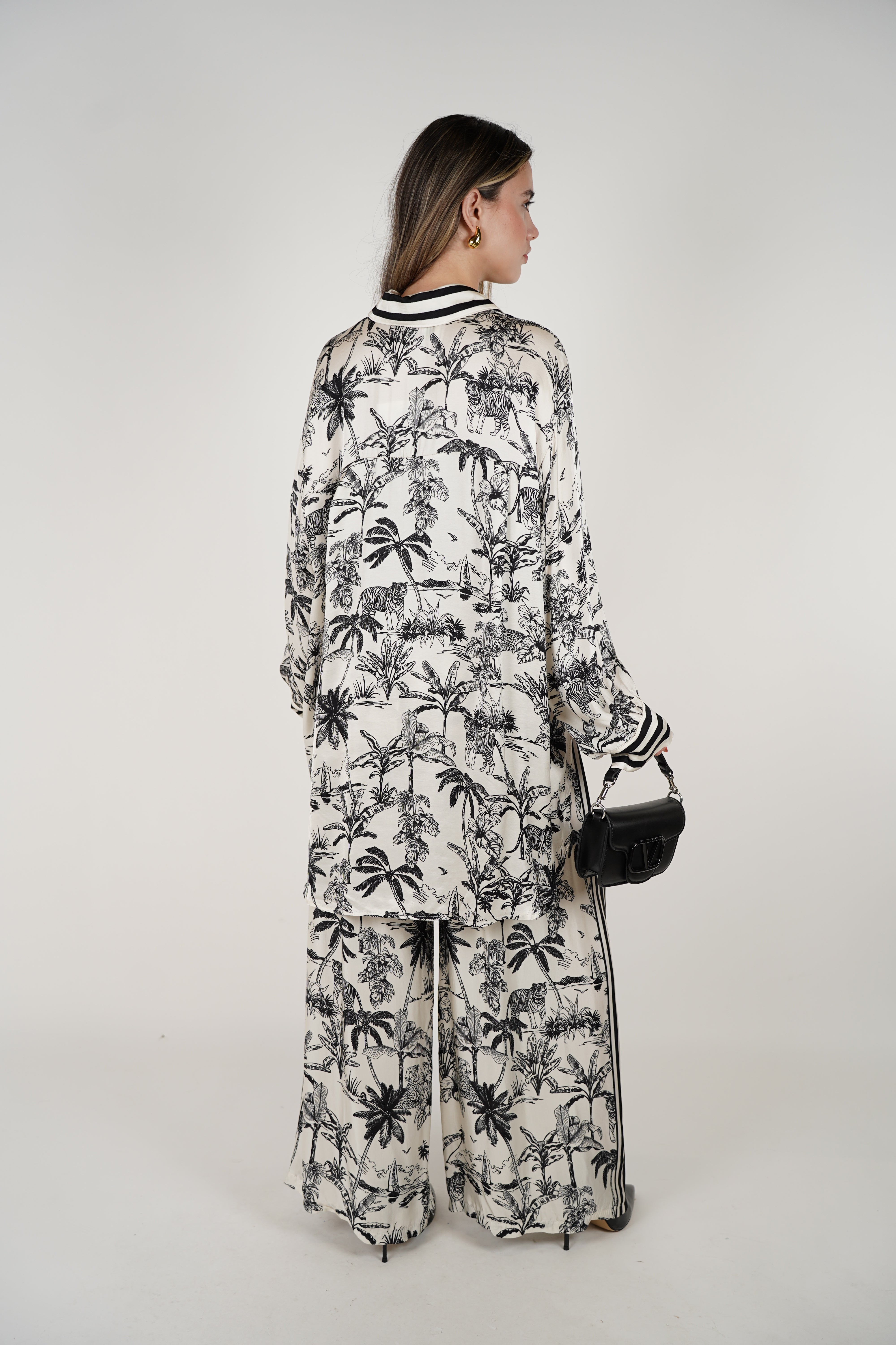 Daily Silk Pants Set – Monochrome Jungle Print Lounge Look