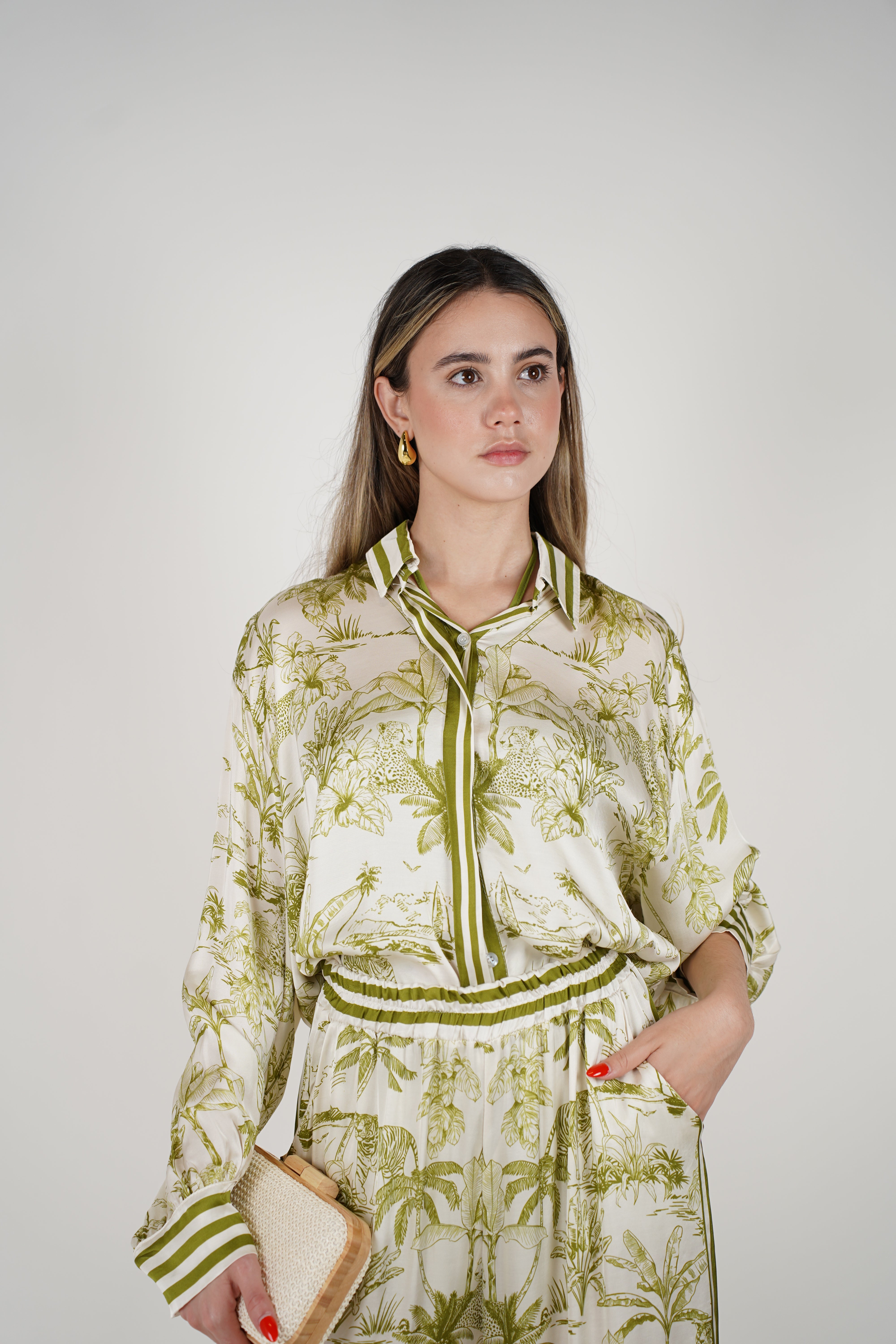 Daily Silk Pants Set – Monochrome Jungle Print Lounge Look