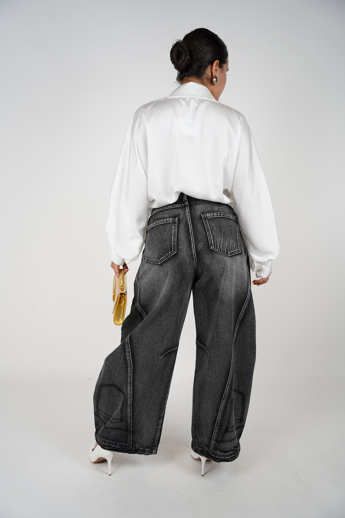 Luciet Barrel Jeans – Statement Denim with a Bold Silhouette