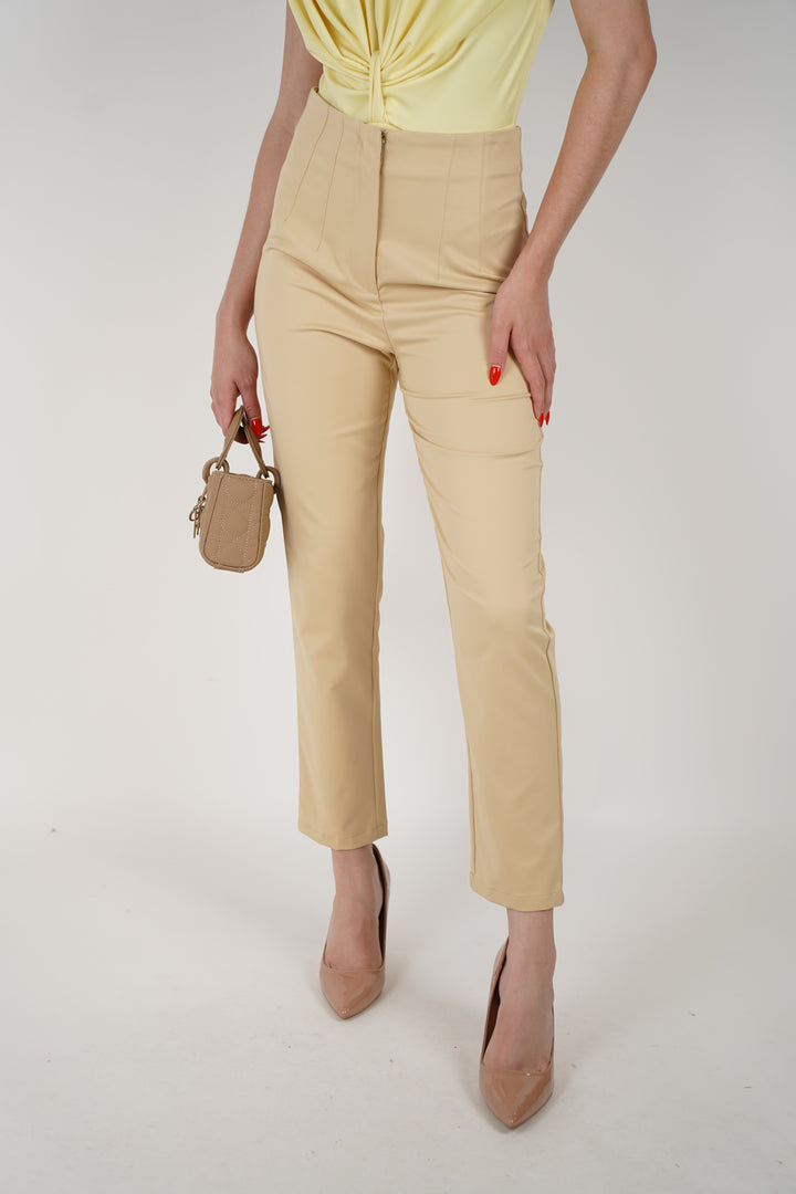 Farah Trousers – Sleek High-Waisted Tapered Pants