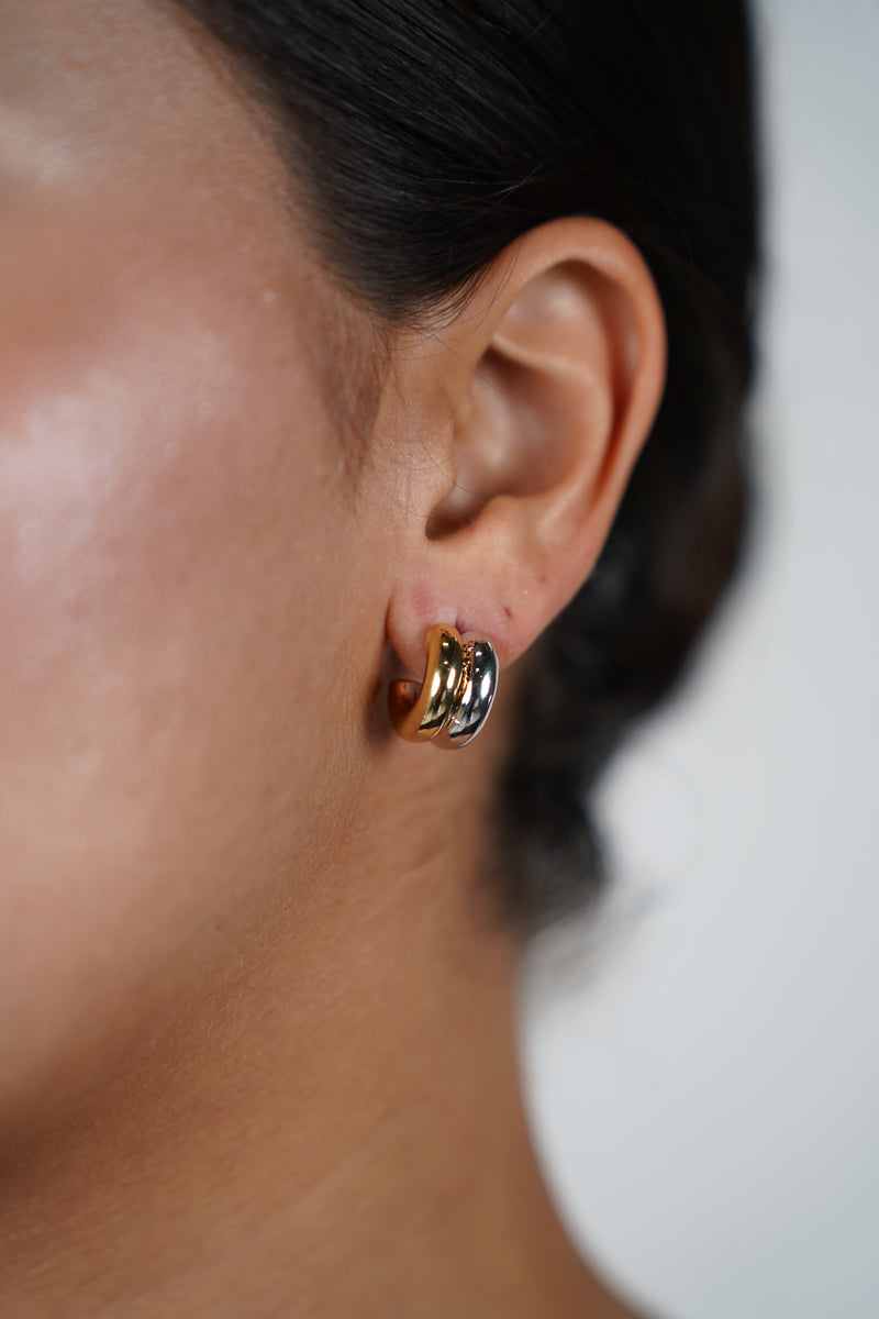 Tenyra Mini Hoops – Two-Tone Bold Everyday Earrings