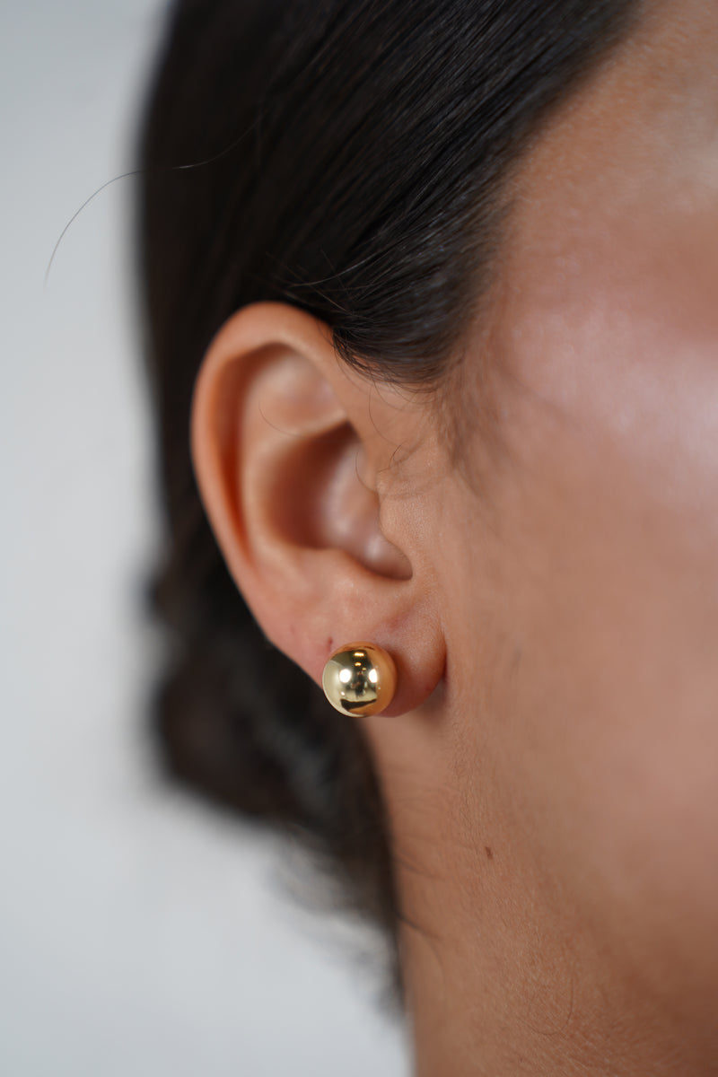 Gold Studs – Classic Simplicity, Everyday Shine