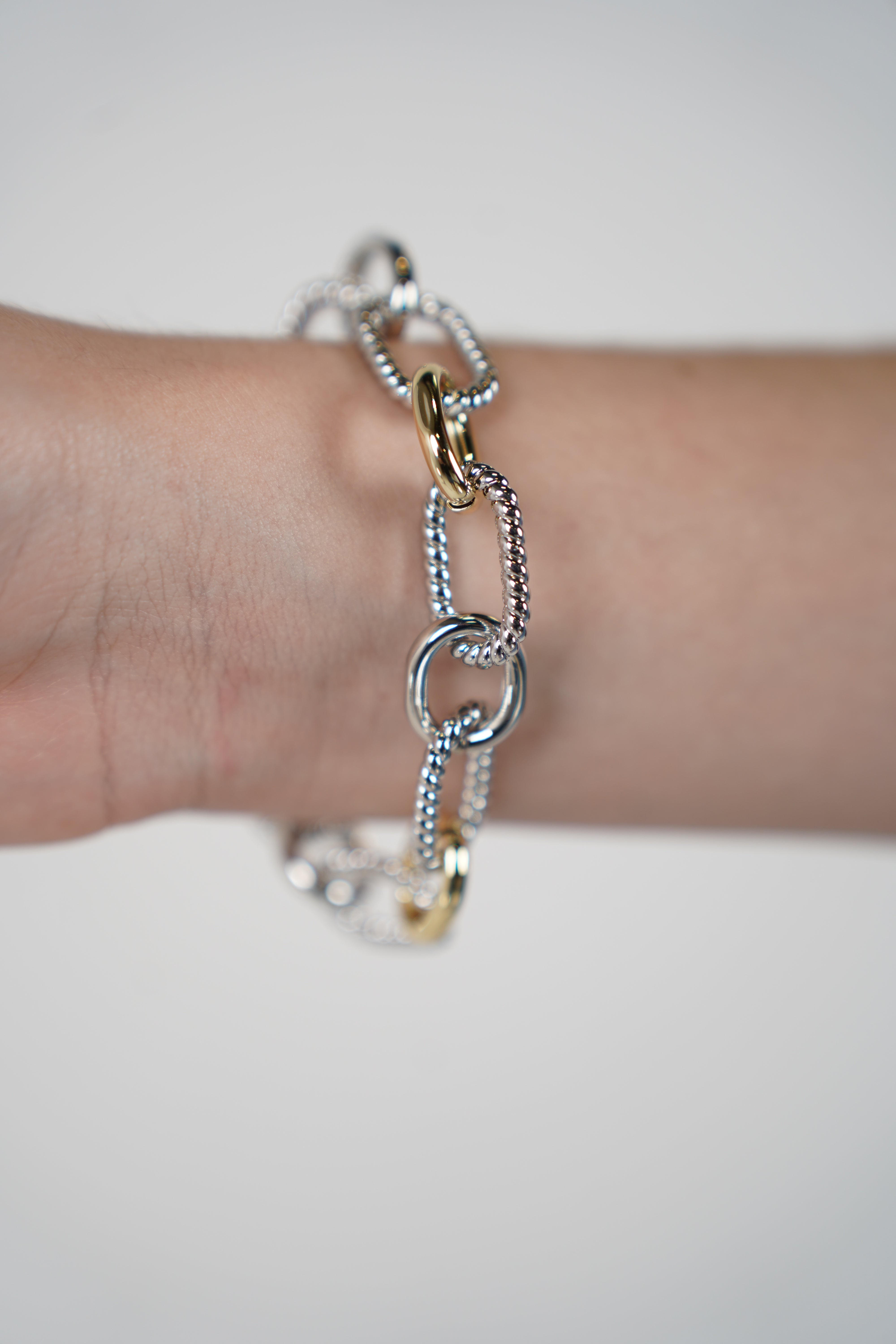 Kylen Chain Bracelet – Bold Links with Mixed Metals