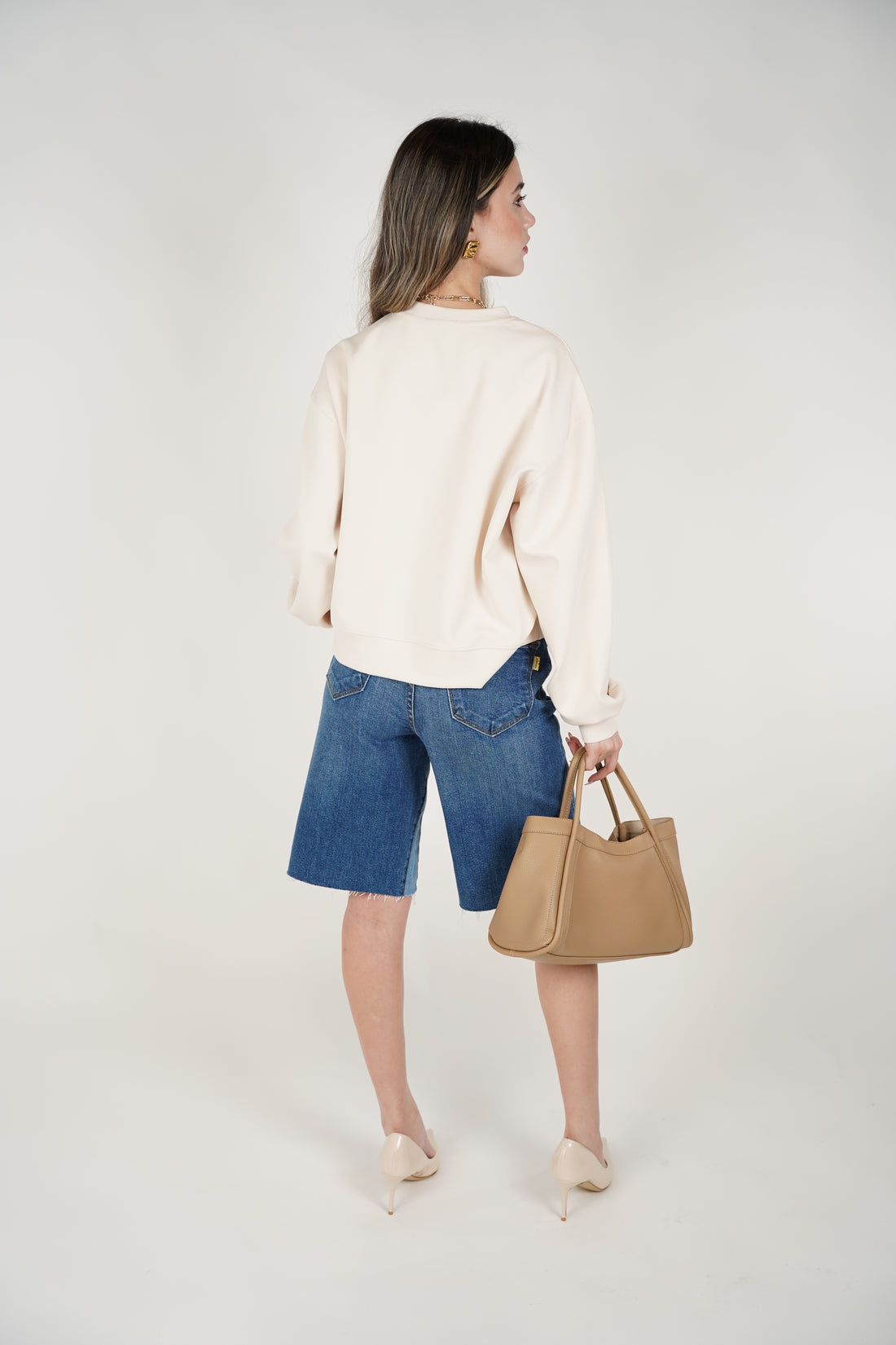 Jolie Bear Sweater – Beige Pullover with 3D Teddy Patch