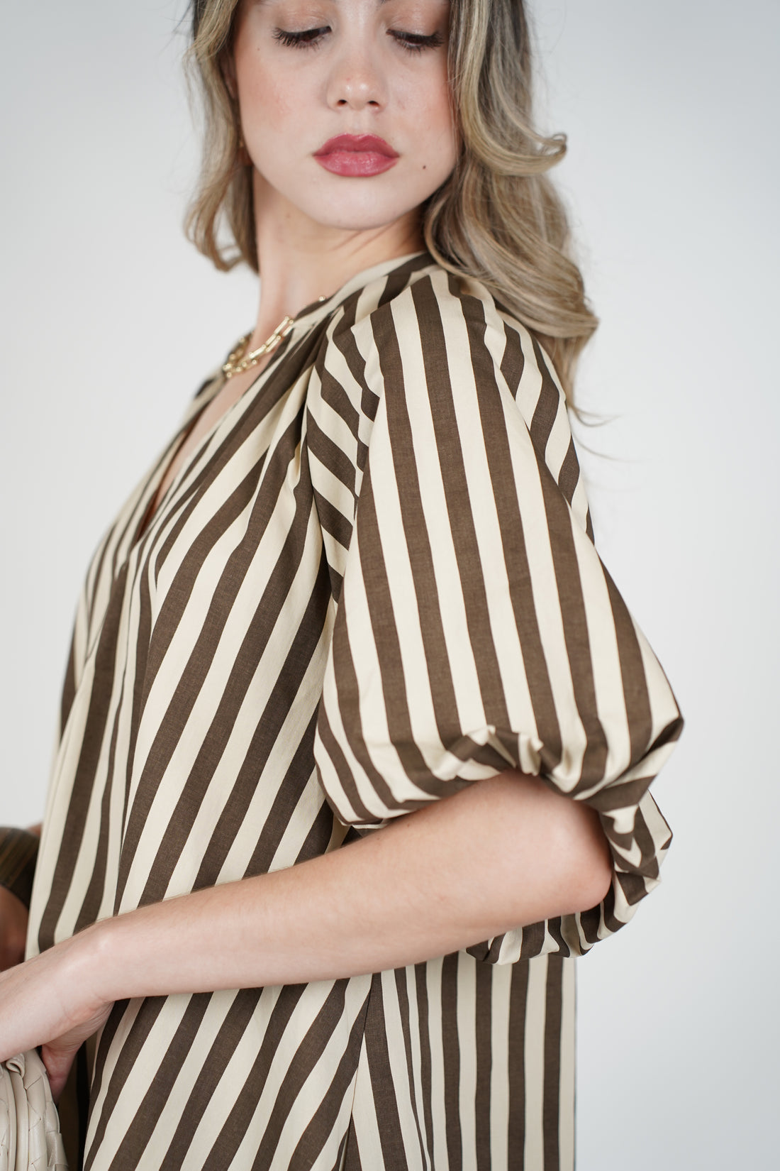 Belia Mini Striped Puff Sleeve Dress – Flowy Brown & Cream Mini Dress