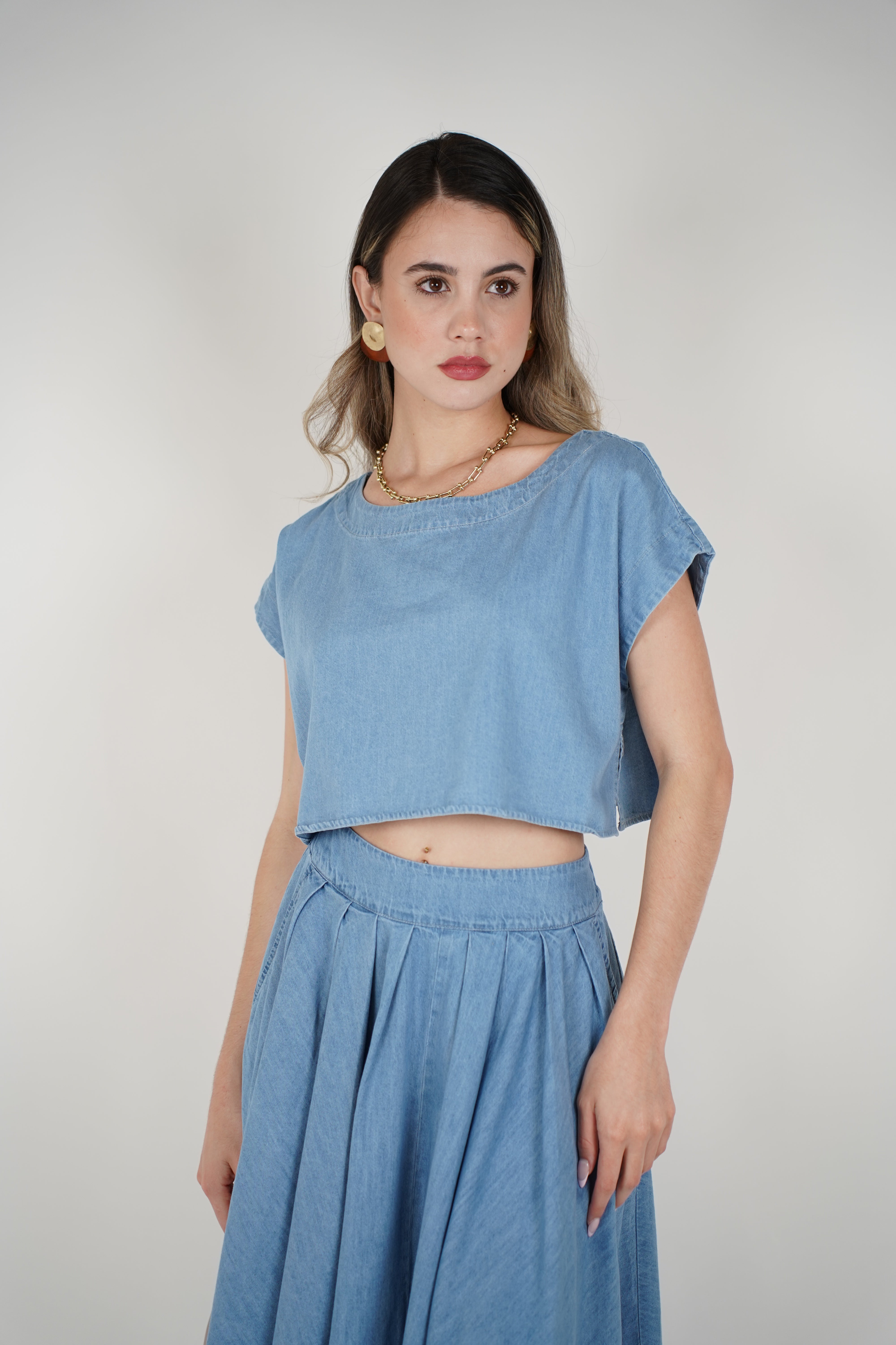 Tovia Denim Skirt Set – Effortless Light Blue Two-Piece Look