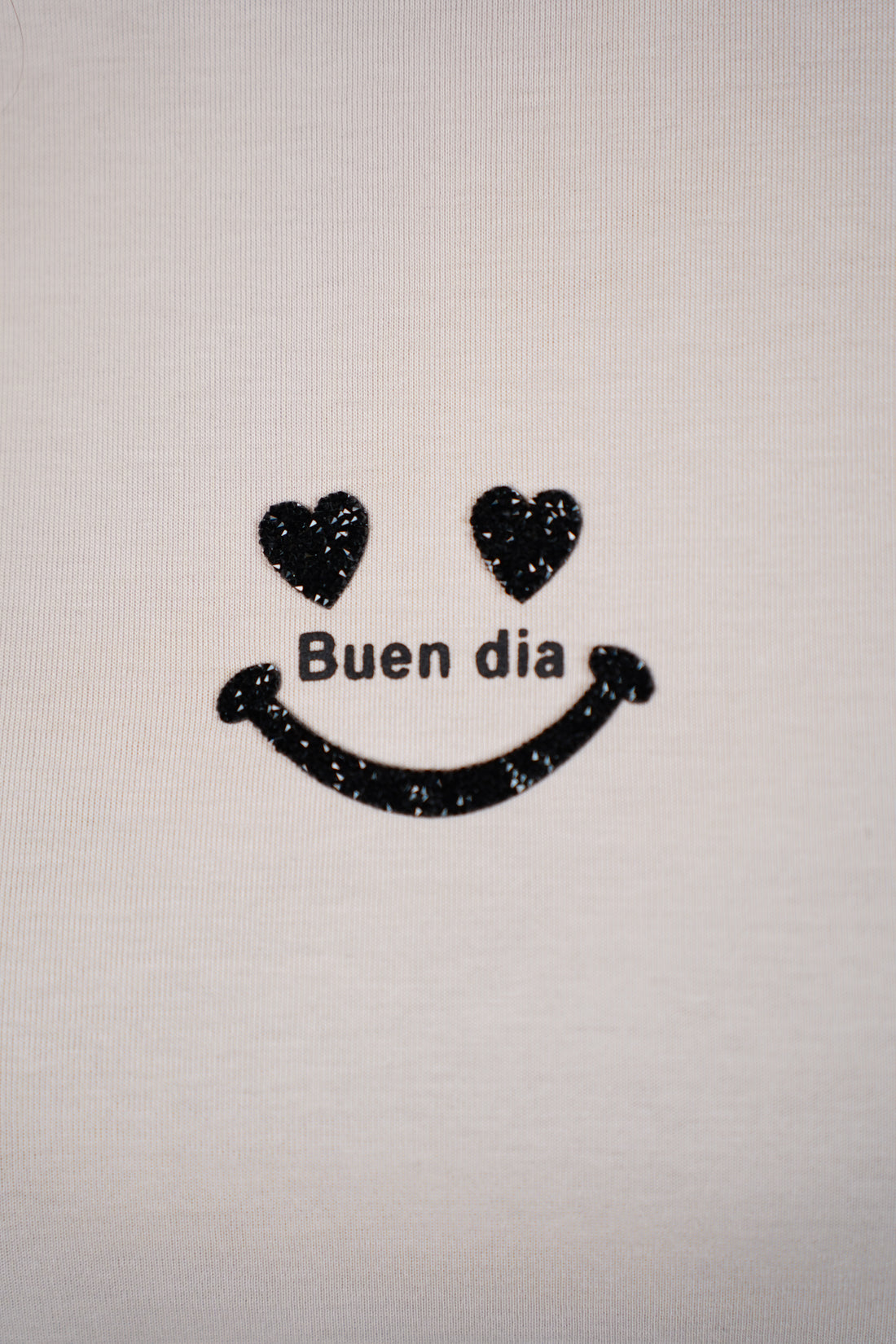 Buen Dia Top – Start Your Day with Style and Positivity