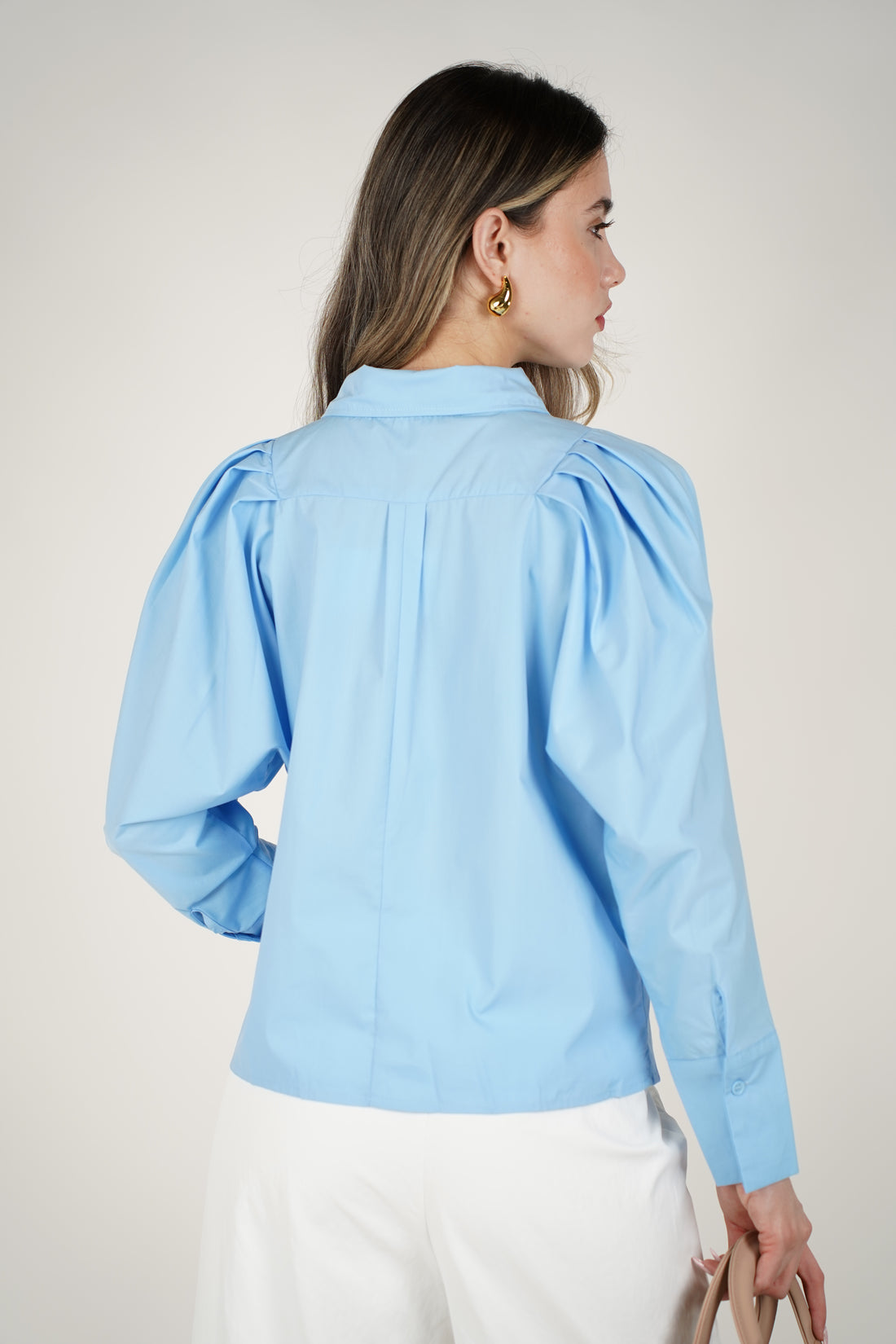 Rinna Button Down – Puff Shoulder Blue Blouse