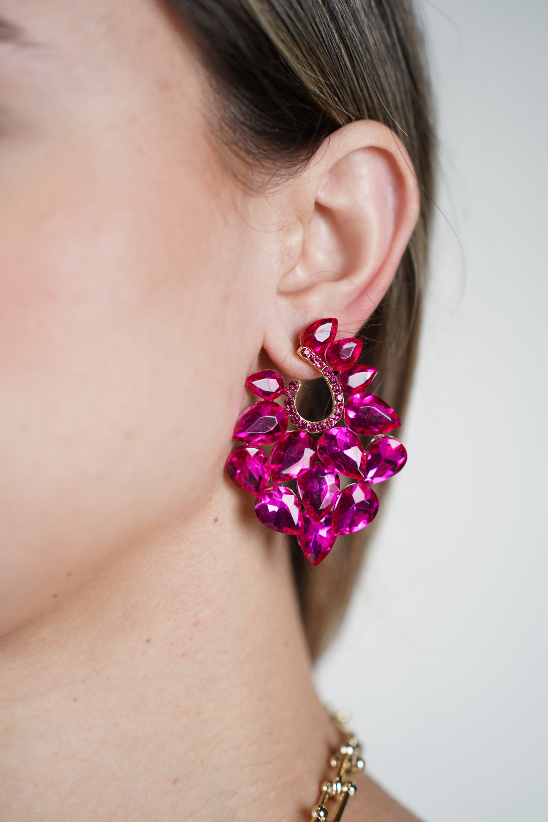 Zyra Jewel Drop Earrings – Bold Glamour in Vibrant Color