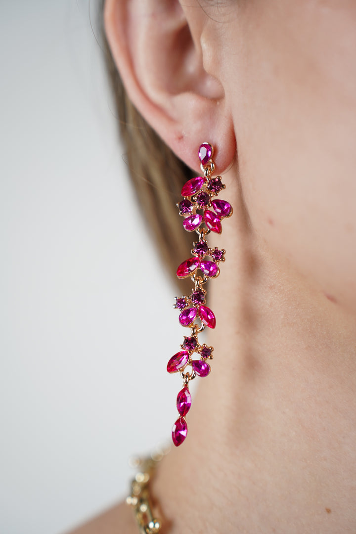 Lunai Crystal Drop Earrings – Elegant Sparkle with a Feminine Touch