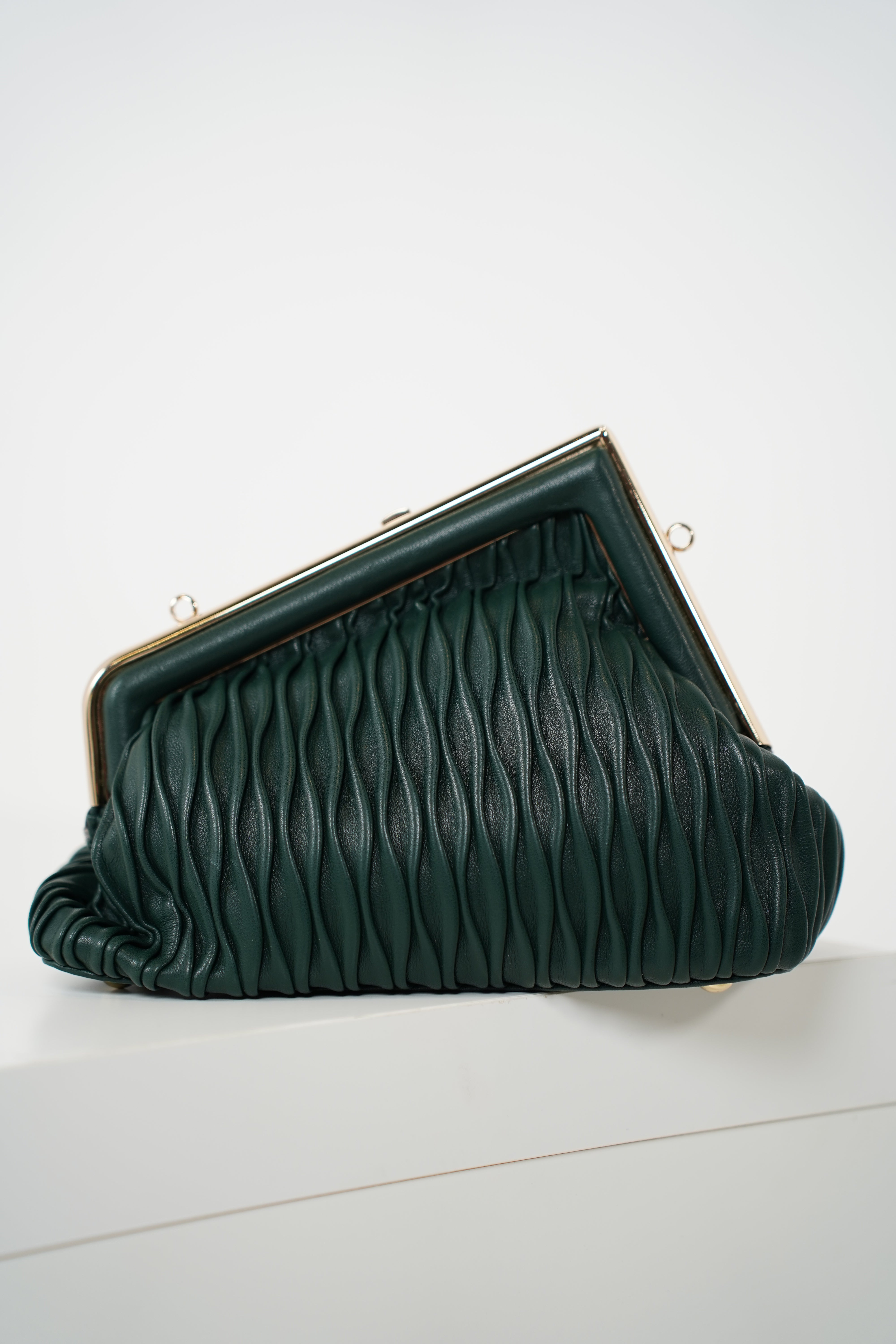 Delya Pleated Frame Clutch – Sculpted Texture, Timeless Chic
