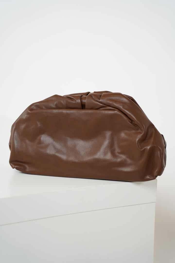 Maren Soft Leather Pouch Bag – Effortless Style, Everyday Luxury