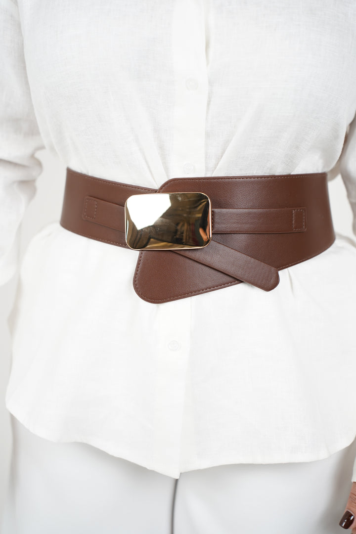 Noria Wrap Leather Belt – Sleek, Structured, and Effortlessly Bold