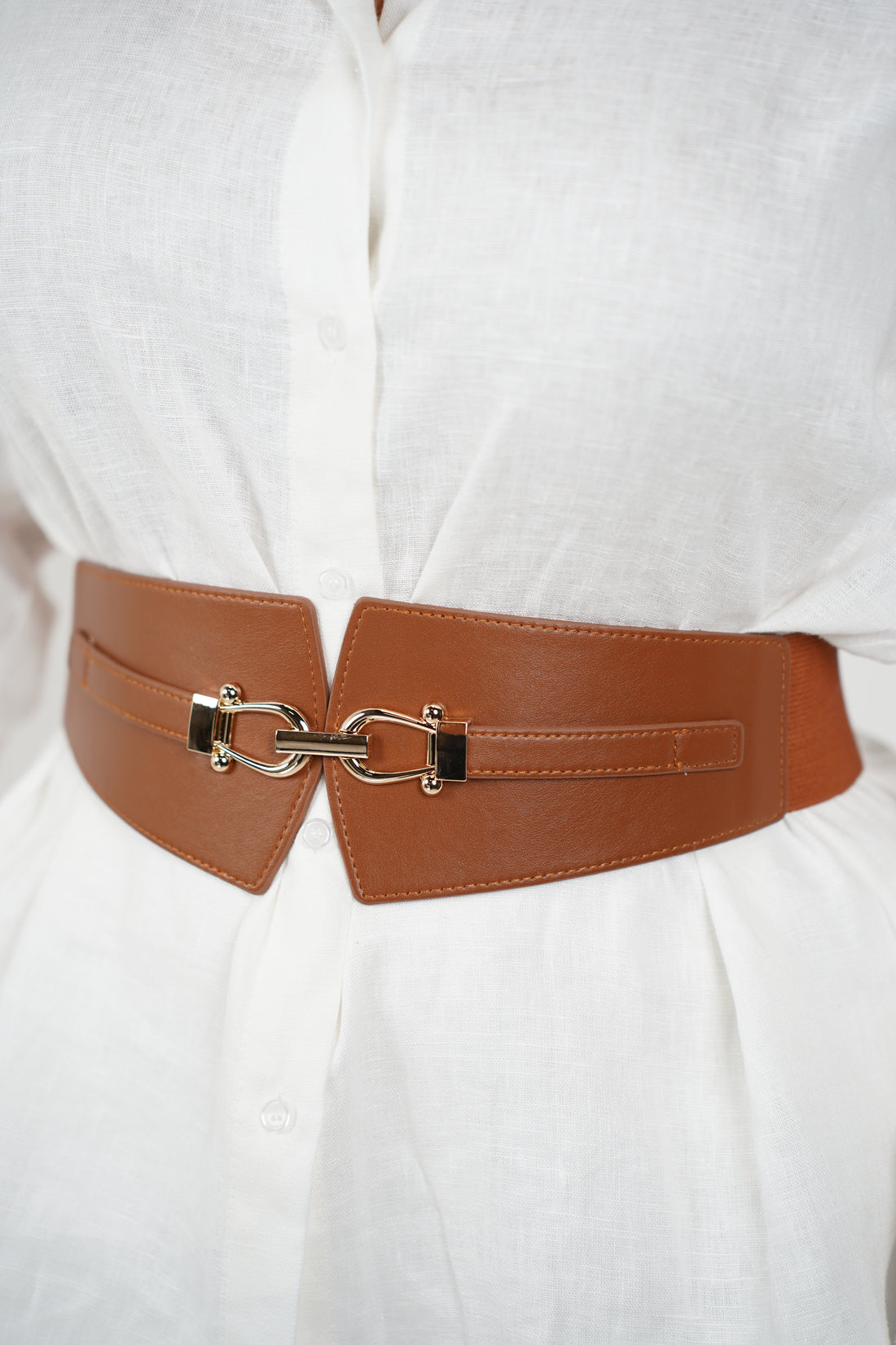 Veyra Horsebit Leather Belt – Classic Elegance, Modern Edge