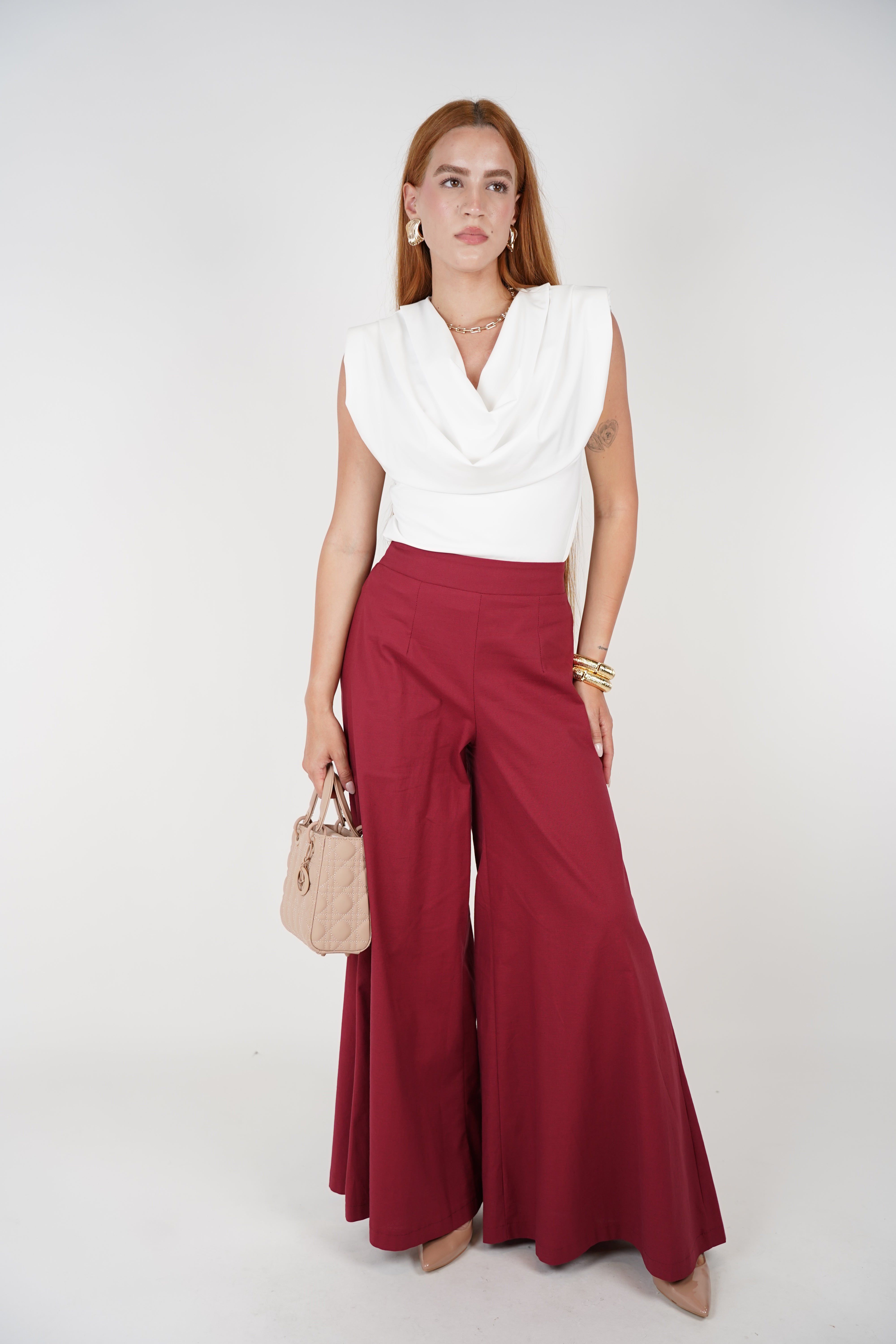 Jina Flowy Pants – Crisp Wide-Leg Statement