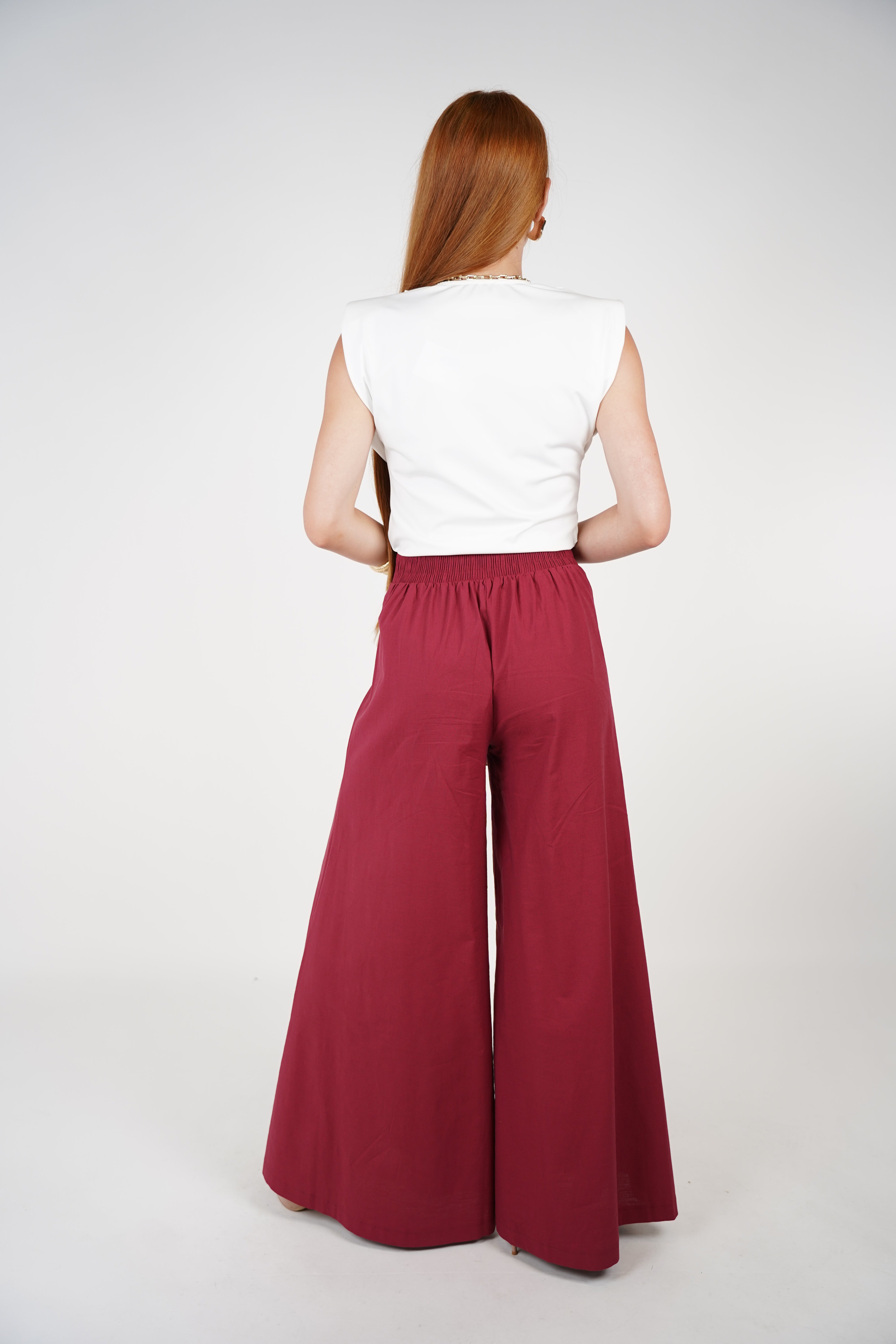 Jina Flowy Pants – Crisp Wide-Leg Statement