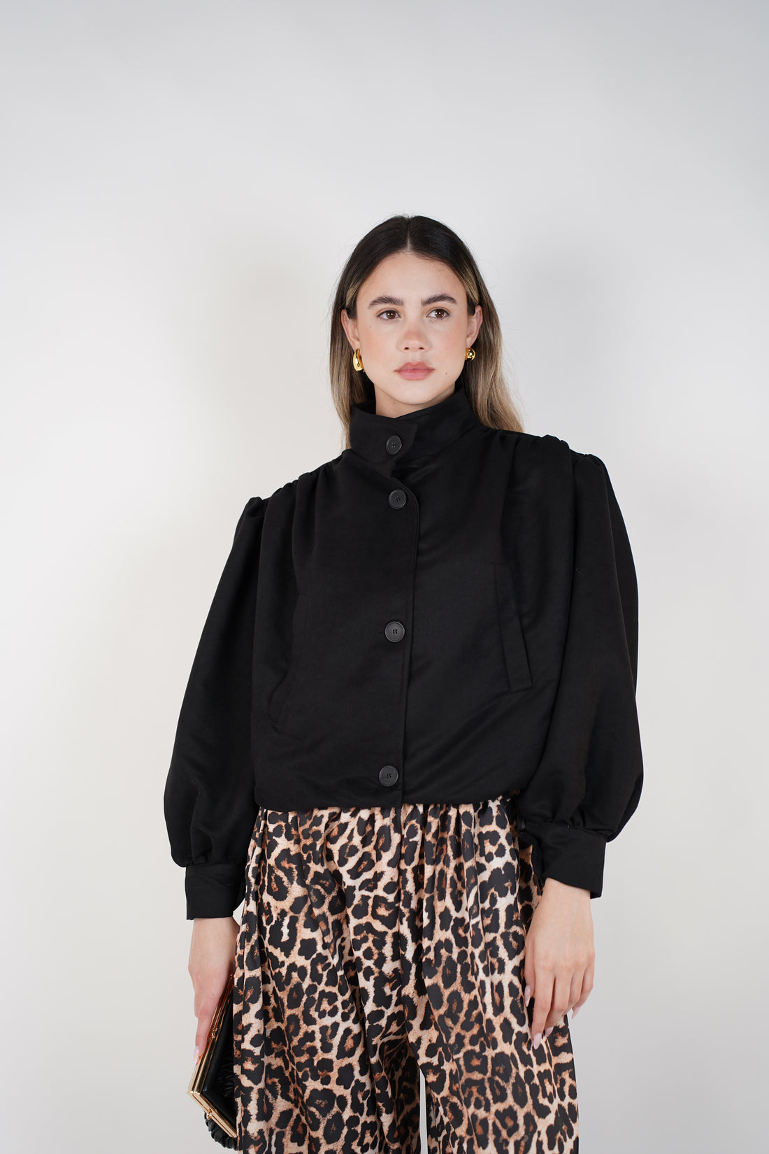 Inora Cloud Jacket – Sleek, Structured, and Timelessly Modern