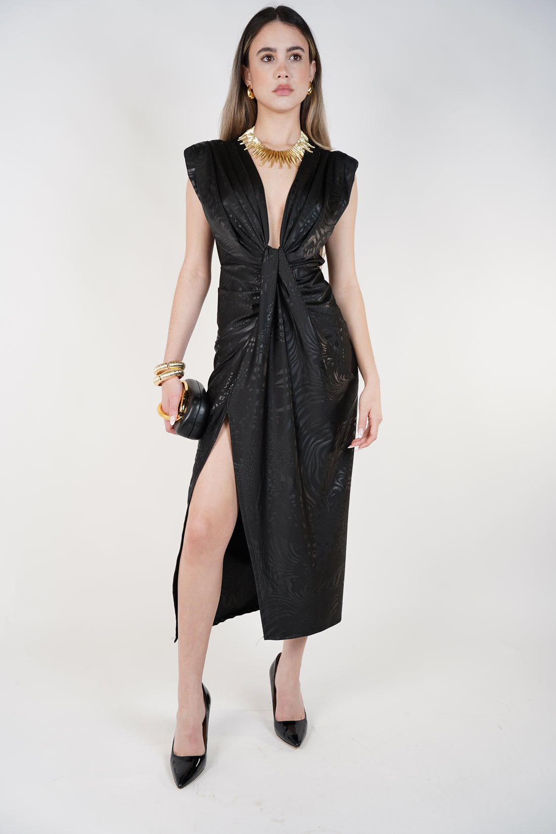 Nareem Textured Midi Dress – Sophisticated, Sultry, and Timelessly Elegant