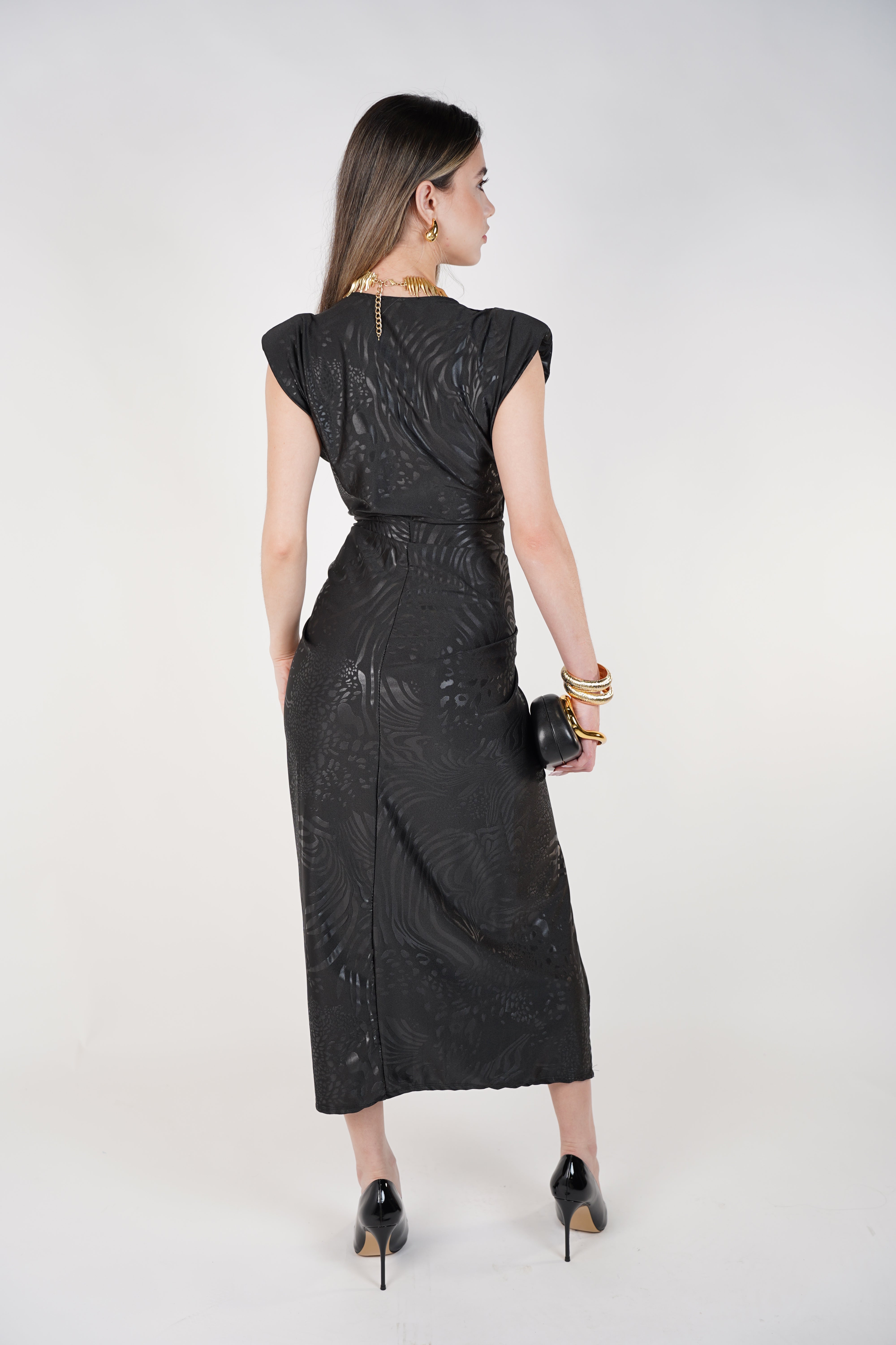 Nareem Textured Midi Dress – Sophisticated, Sultry, and Timelessly Elegant