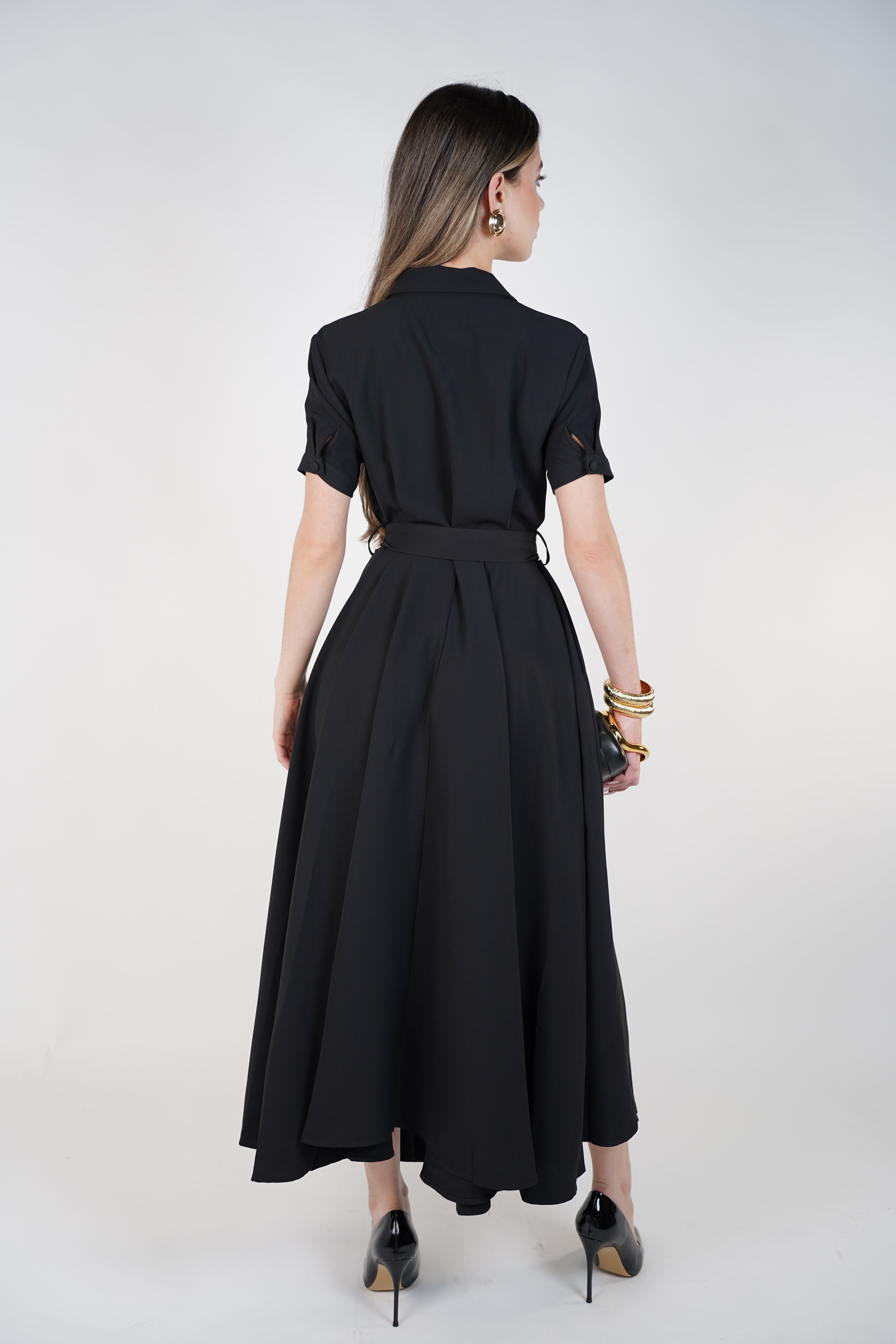 Ciri Maxi Dress – Elegant Flow, Timeless Sophistication