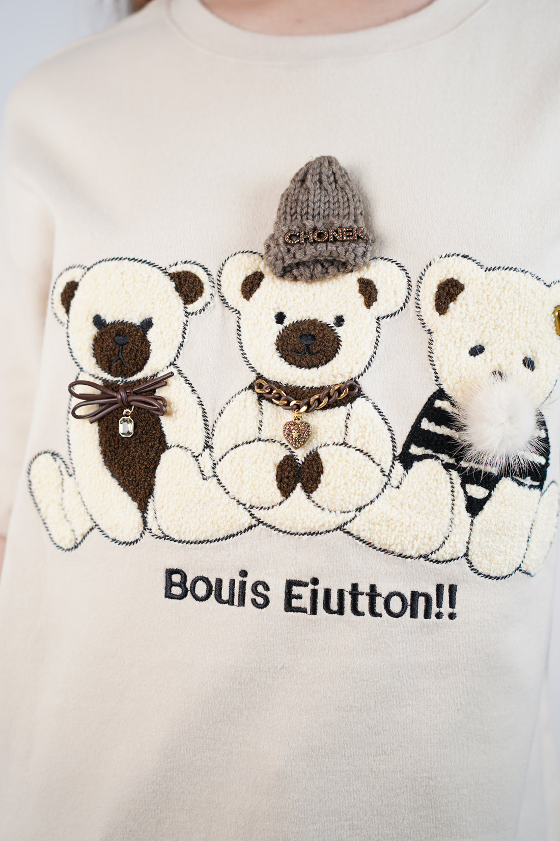 Blera Bear T-Shirt – Playful Style Meets Everyday Comfort