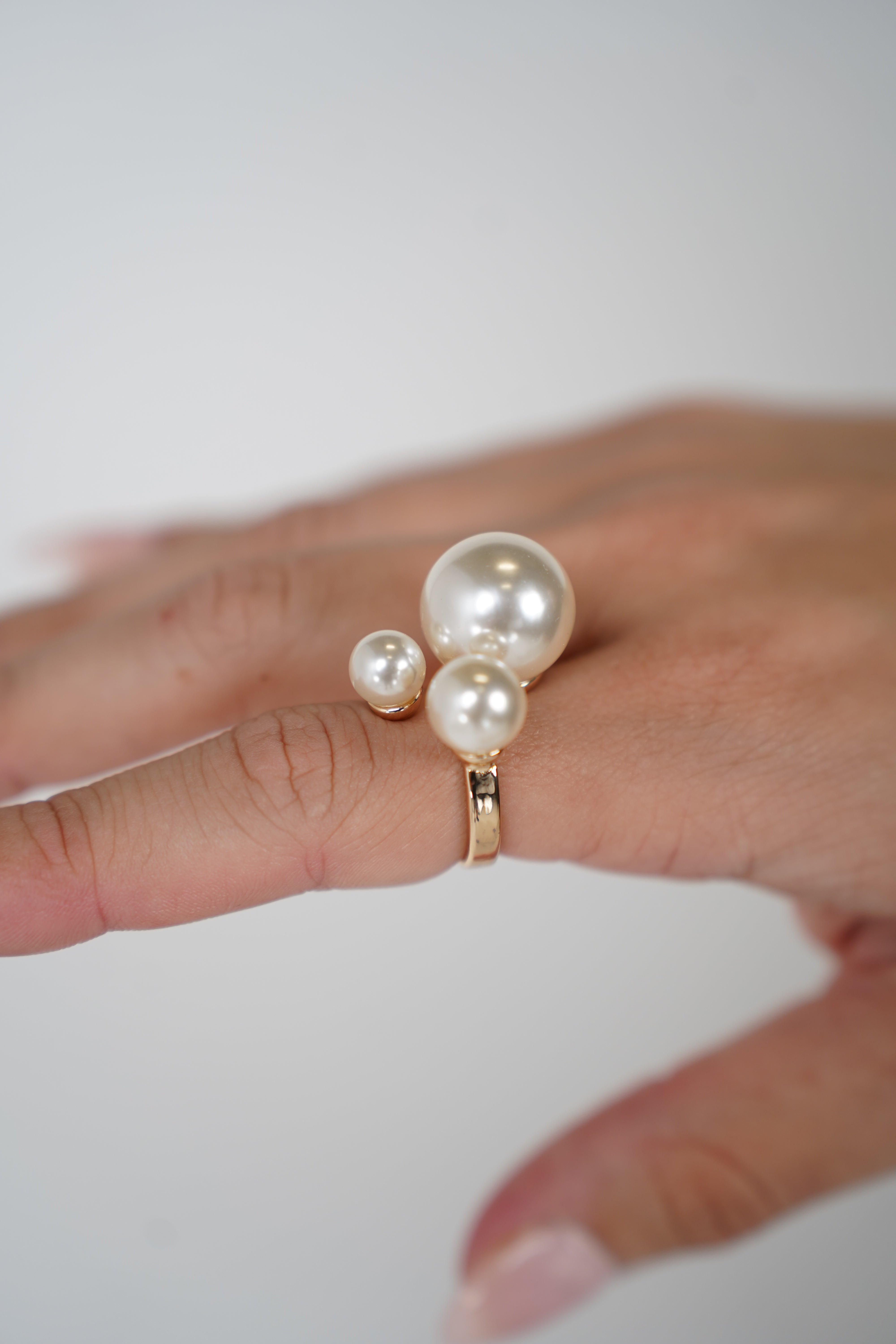 Maricel Multi Pearl Ring – Bold Elegance in Every Curve