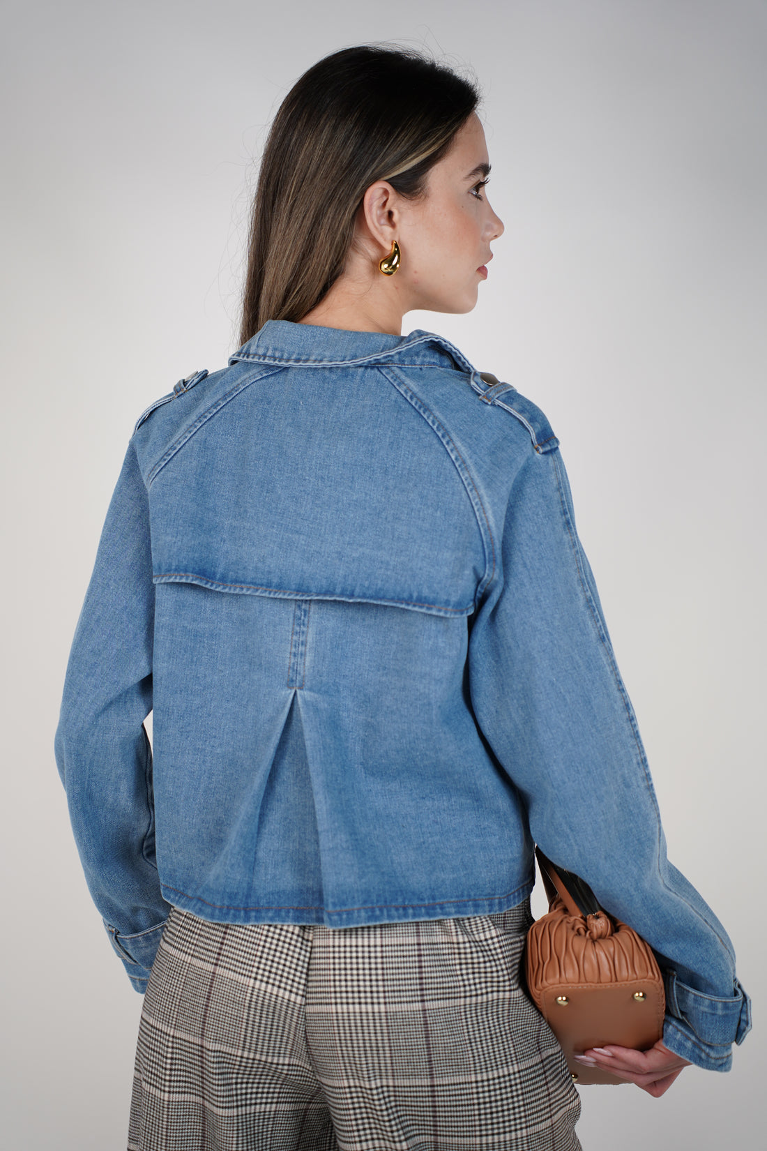 Flay Denim Cropped Jacket – Classic Denim, Modern Edge