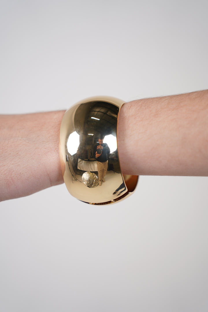 Jove Smooth Thick Bracelet – Sleek, Sculptural, and Bold