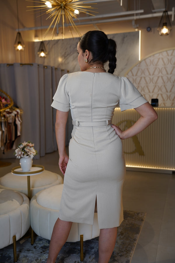 Rysa Maxi Dress – Sophisticated Belted Cream Dress with Puff Sleeves