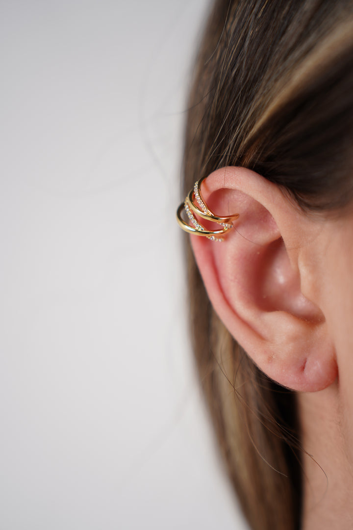 Virel Diamond Cross Ear Cuff – Subtle Sparkle, Bold Style