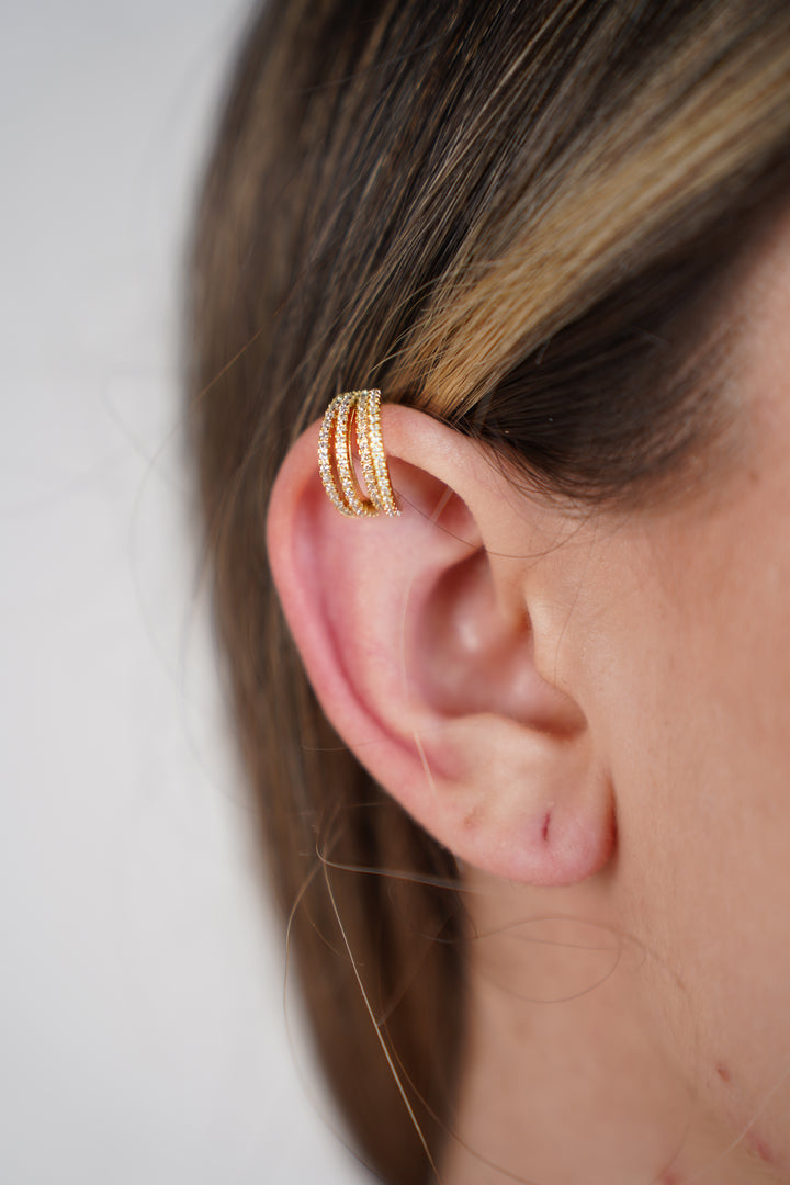 Brisa Diamond Ear Cuff – Subtle Sparkle, Effortless Style