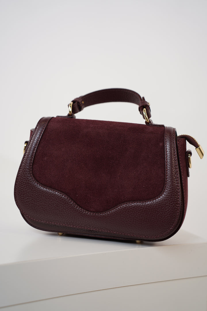 Davia Handbag – Timeless Sophistication with Modern Texture