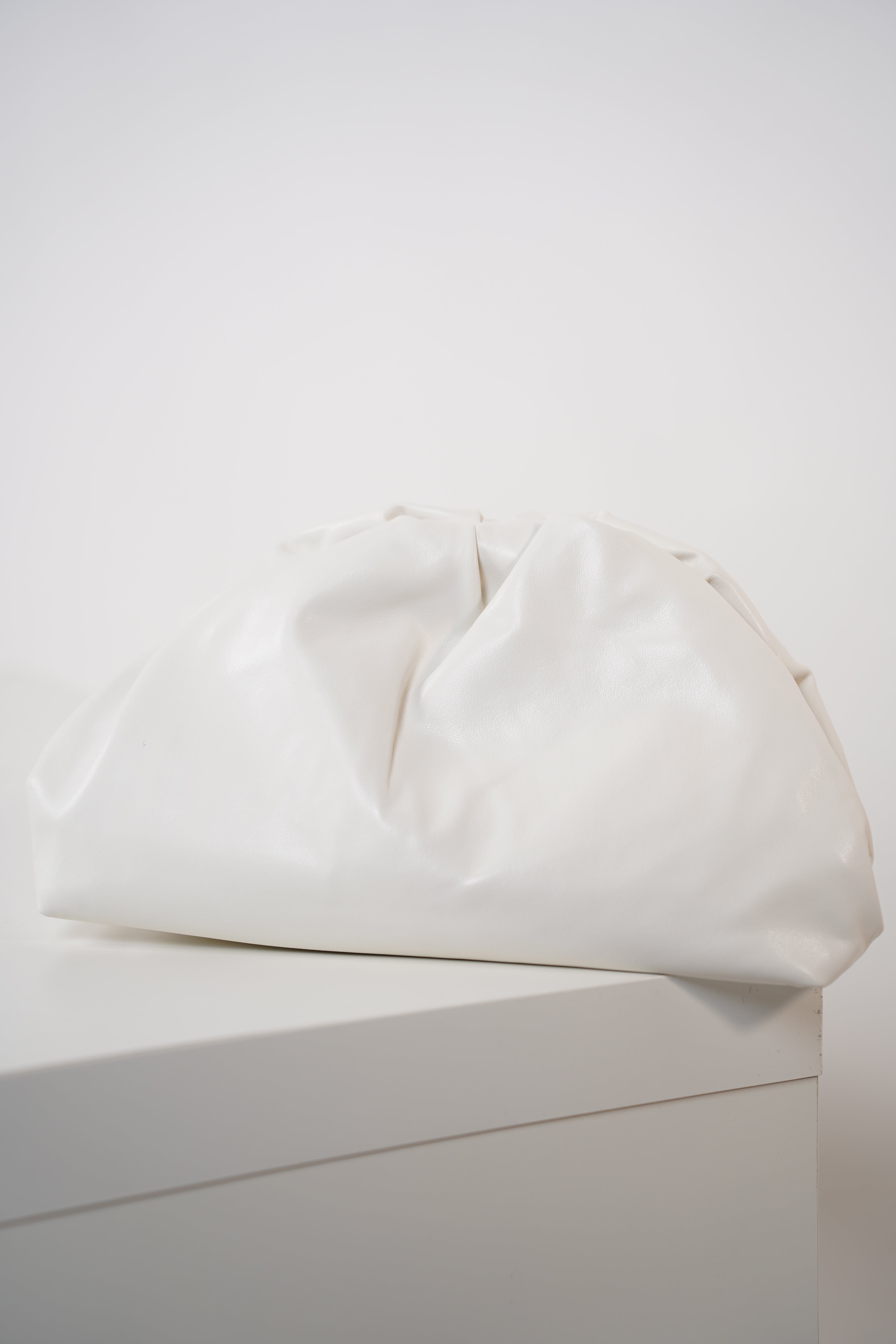 Maren Soft Leather Pouch Bag – Effortless Style, Everyday Luxury