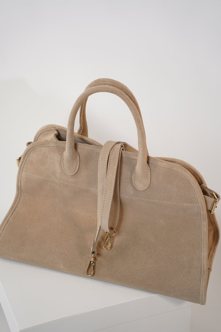 Alari Suede Tote Bag – Effortless Luxury Meets Everyday Functionality