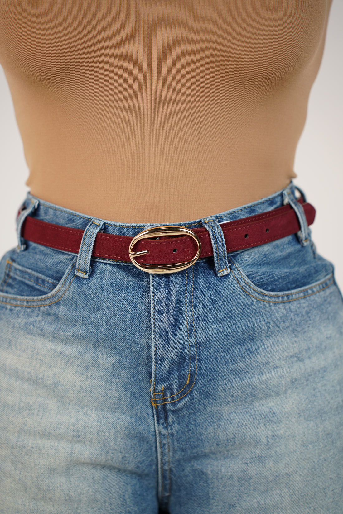 Belora Suede Thin Belt – Minimal Elegance with a Soft Touch