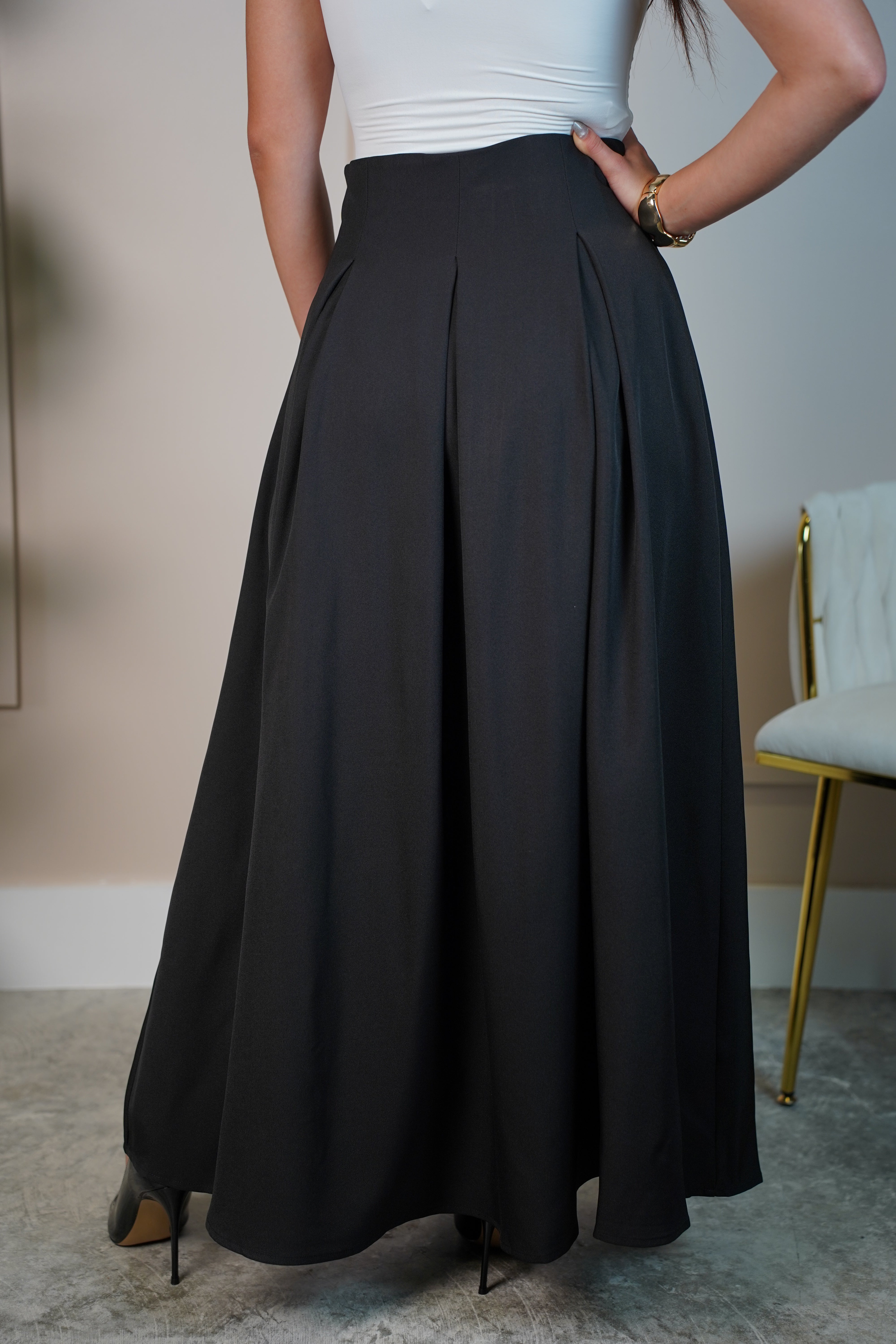 Azel Maxi Skirt – Elegant Full-Length Skirt with Statement Volume