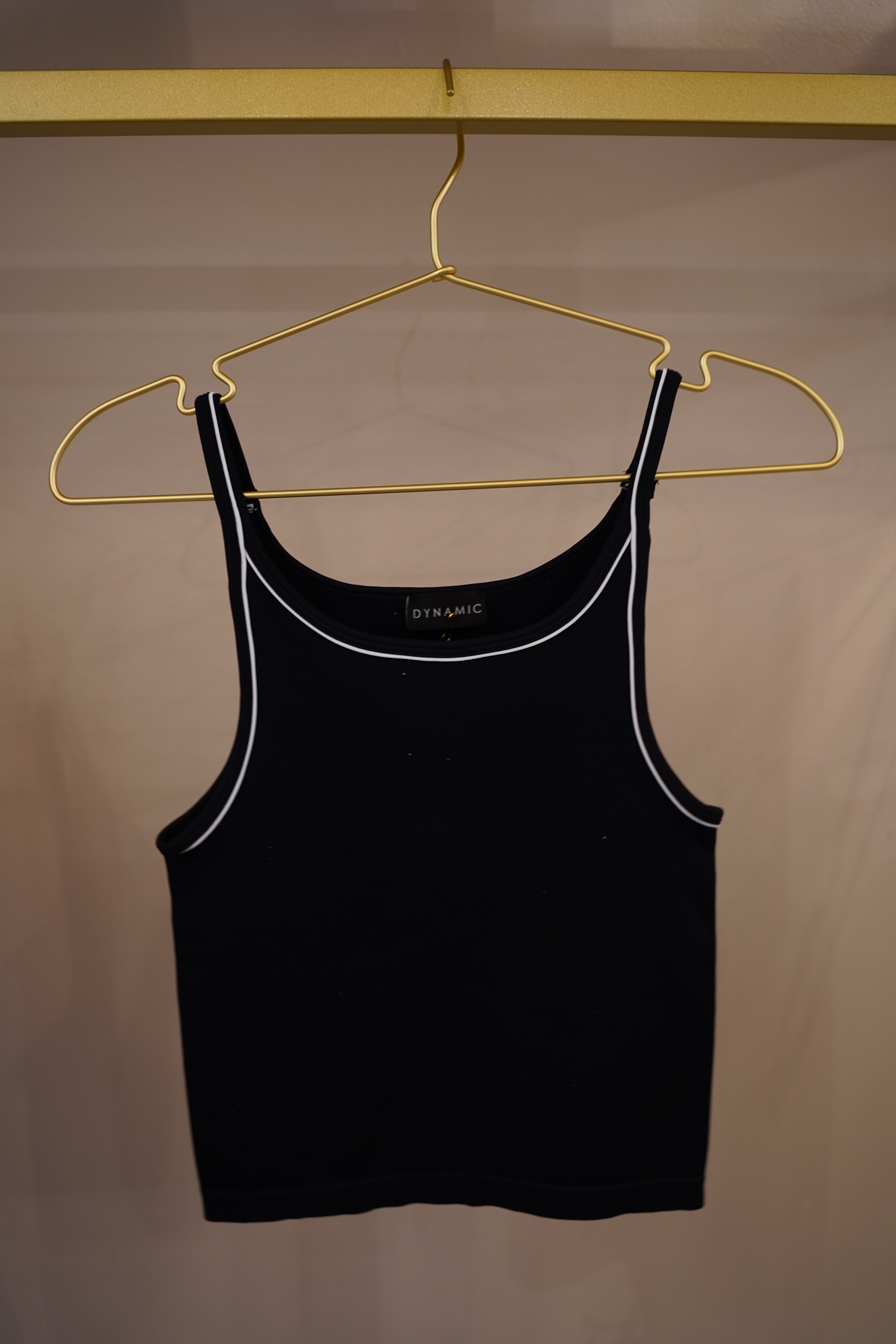 Zava Ribbed Basics – Sleek Stretch Everyday Tank