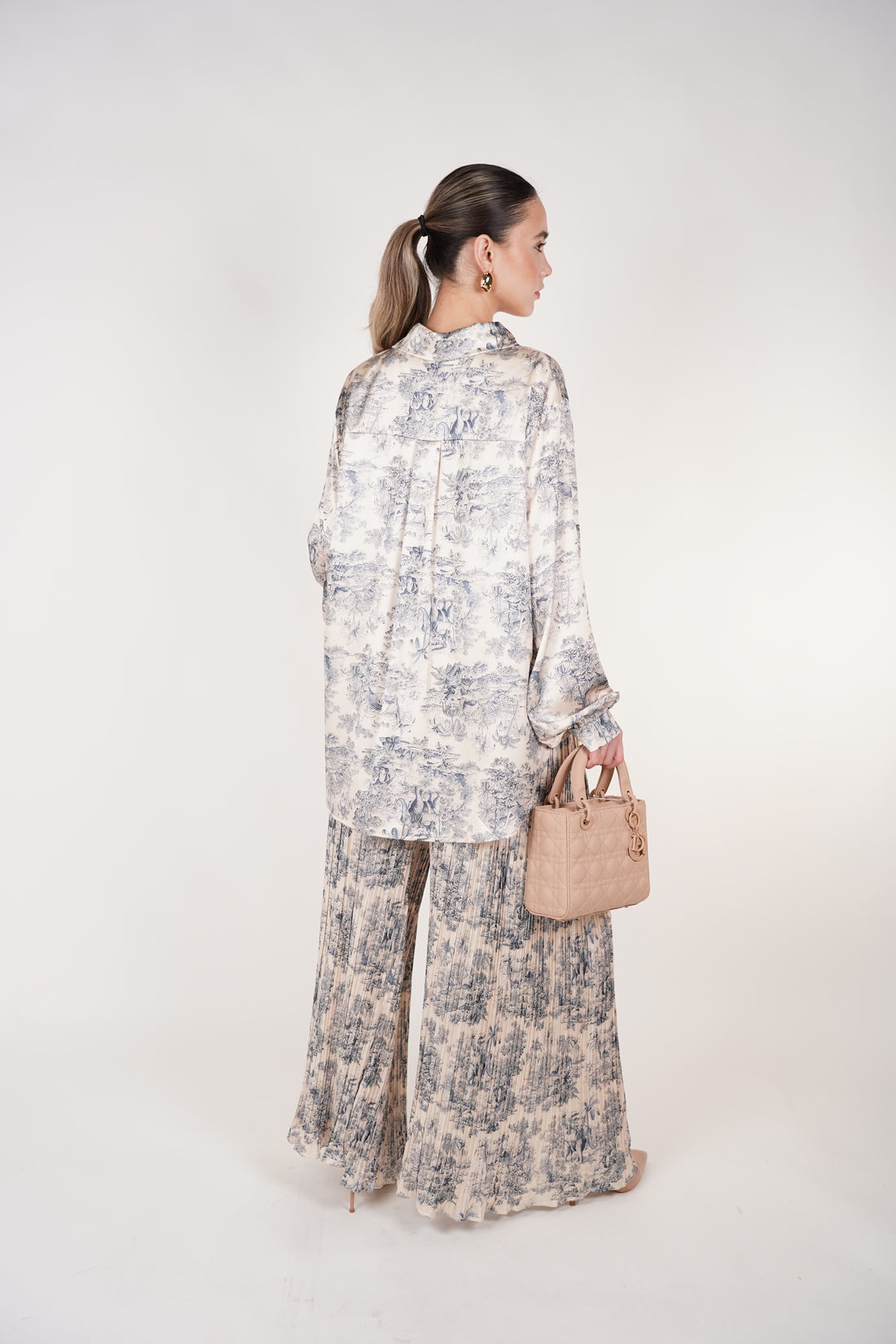 Lurea Stamped Pants Set | Silky Printed Two-Piece Outfit