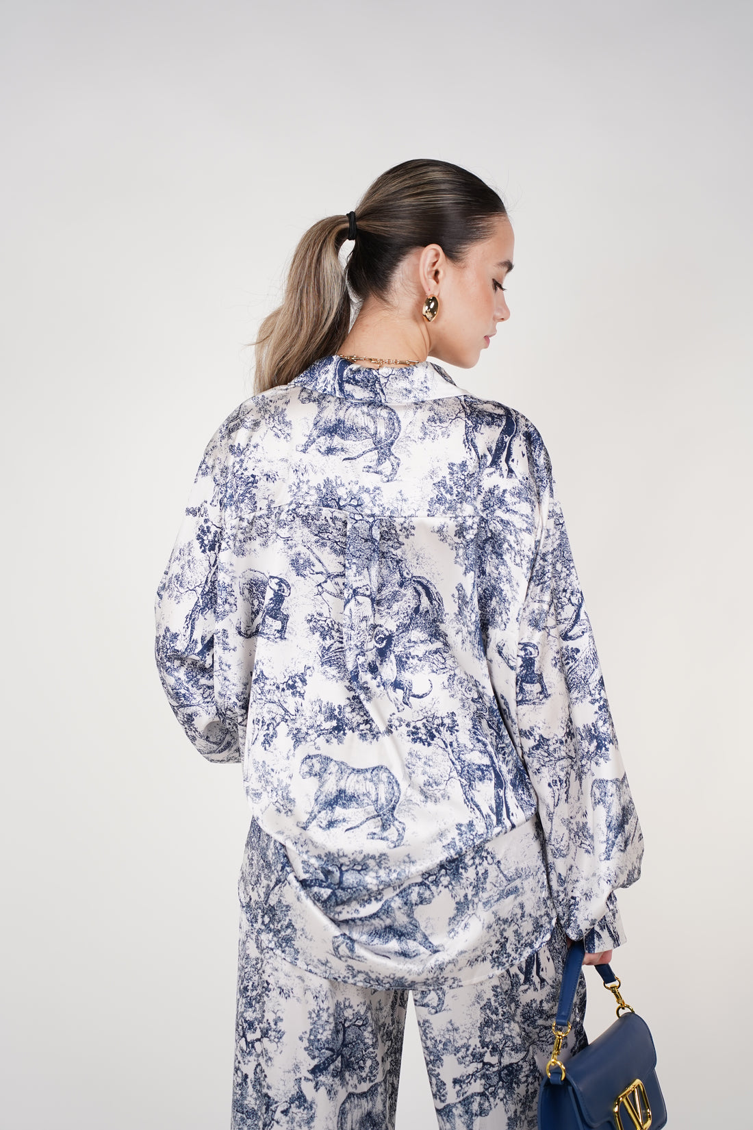 Maviel Stamped Pants Set | Blue Toile Print Two-Piece Outfit