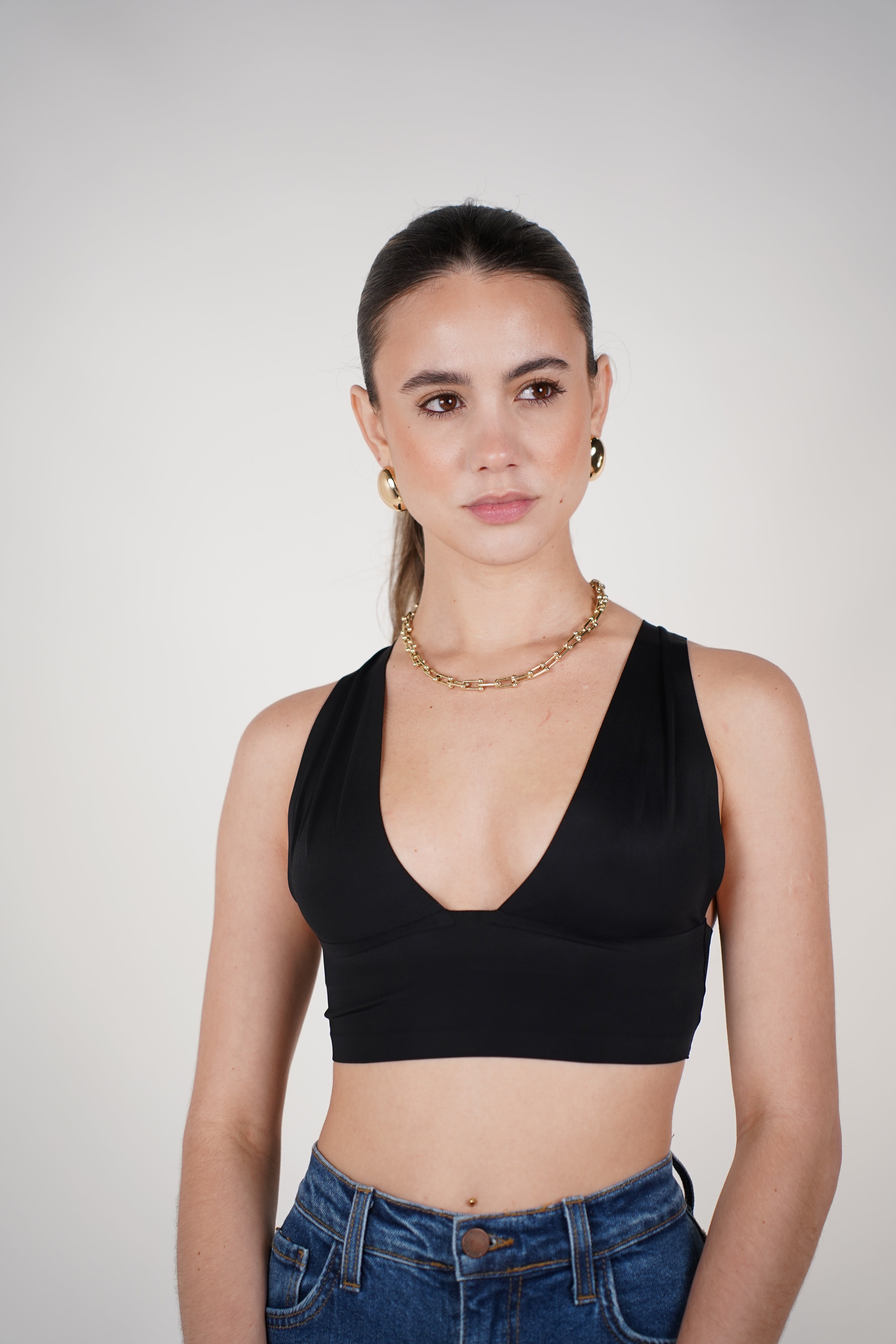 Ruvia Seamless Crop top – Deep V Seamless Crop Top
