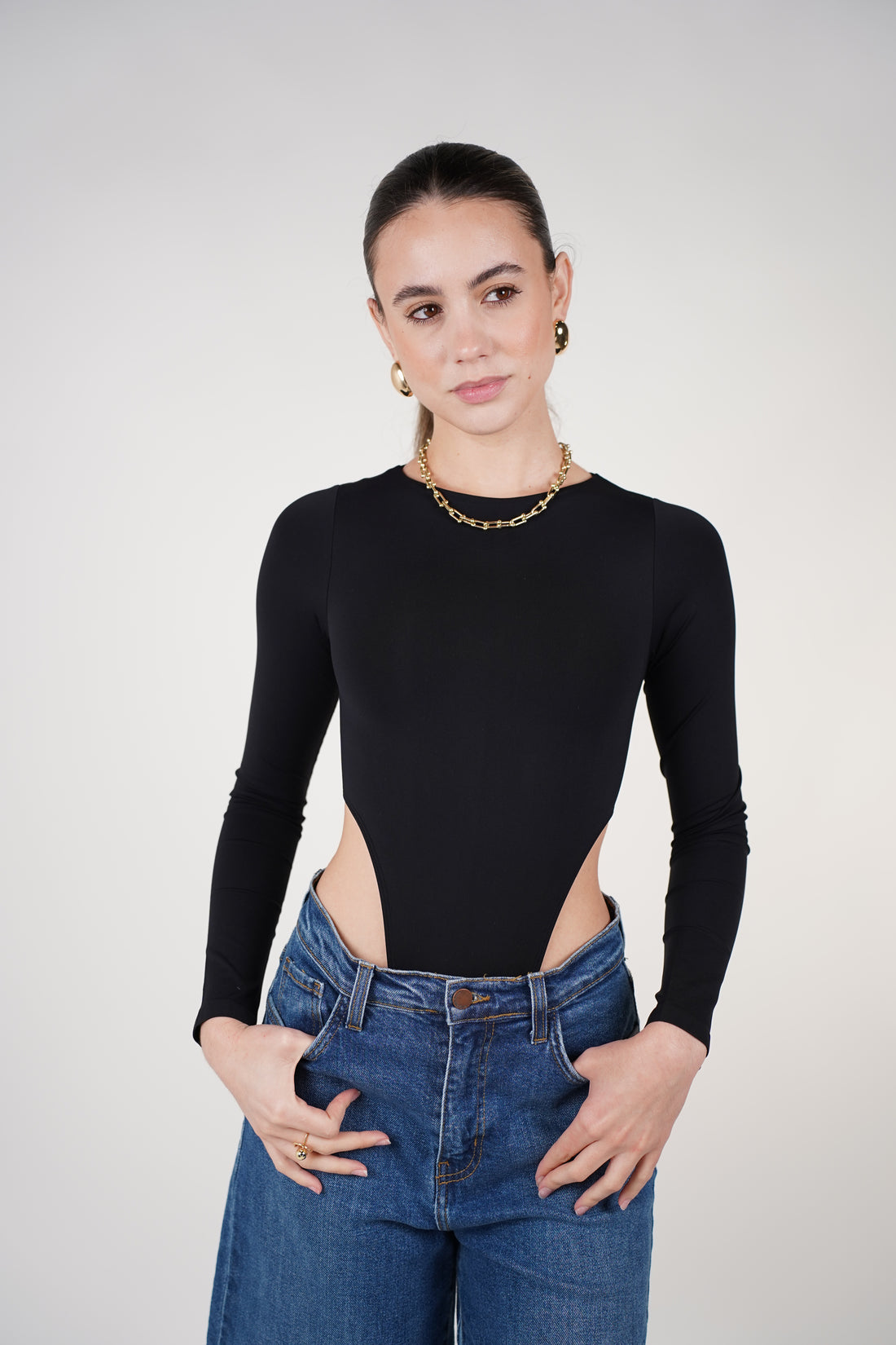 Naleen Highcut Longsleeve Bodysuit – Sleek Sculpting High-Cut Essential