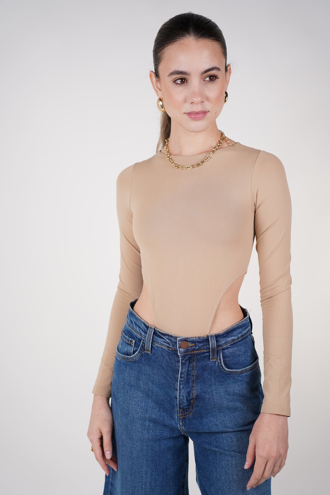 Naleen Highcut Longsleeve Bodysuit – Sleek Sculpting High-Cut Essential