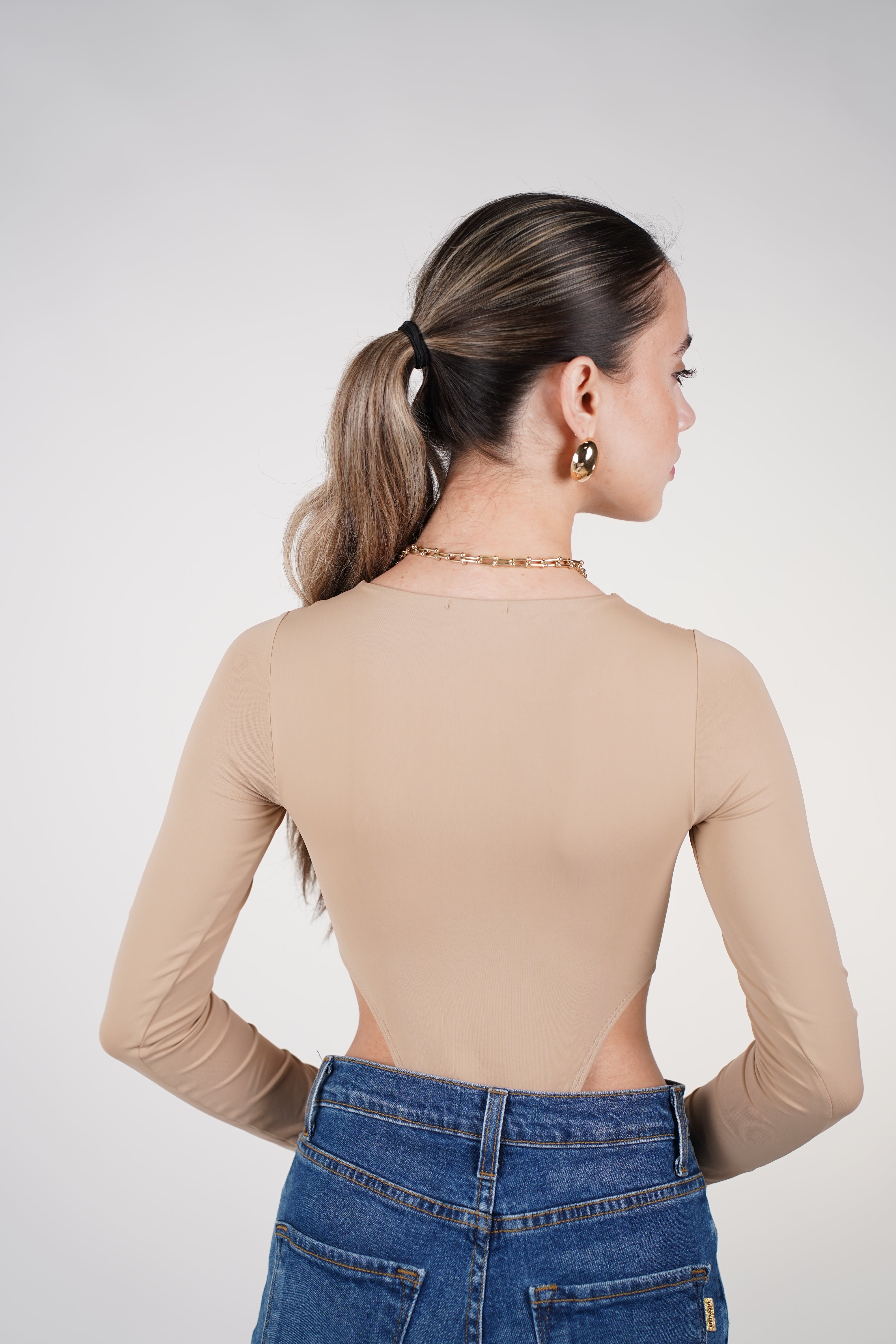 Naleen Highcut Longsleeve Bodysuit – Sleek Sculpting High-Cut Essential