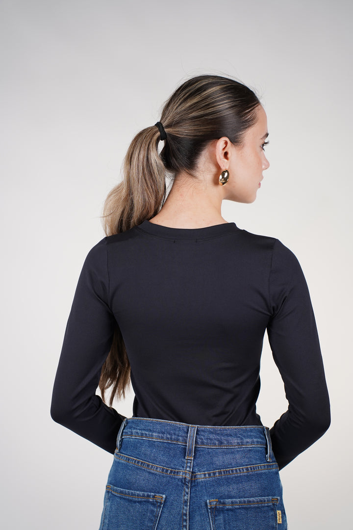 Phera Longsleeve Basics Bodysuit – Sleek Stretch Crewneck Essential