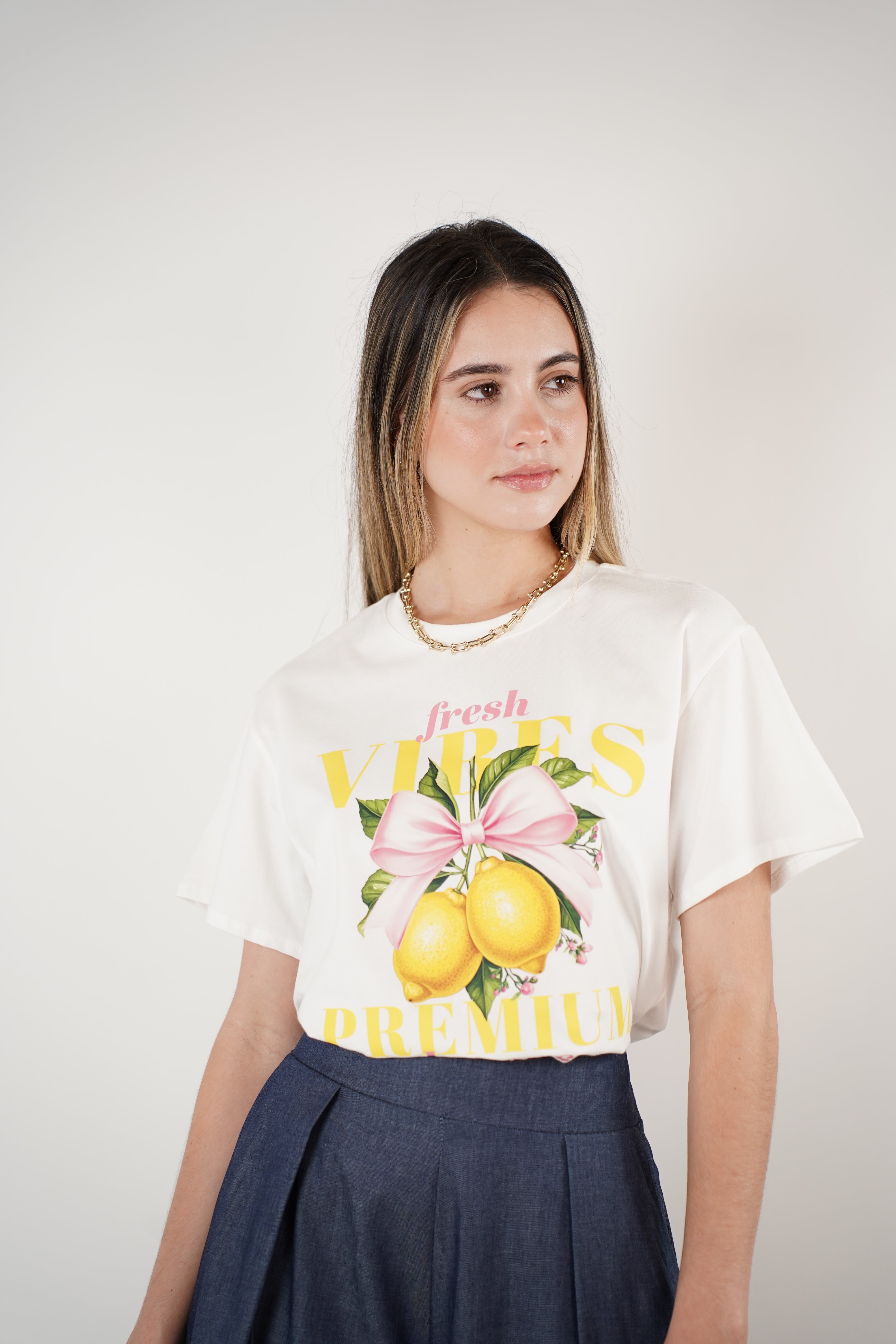 Zarin Vibes Graphic Top – Fresh & Playful Lemon Print Tee